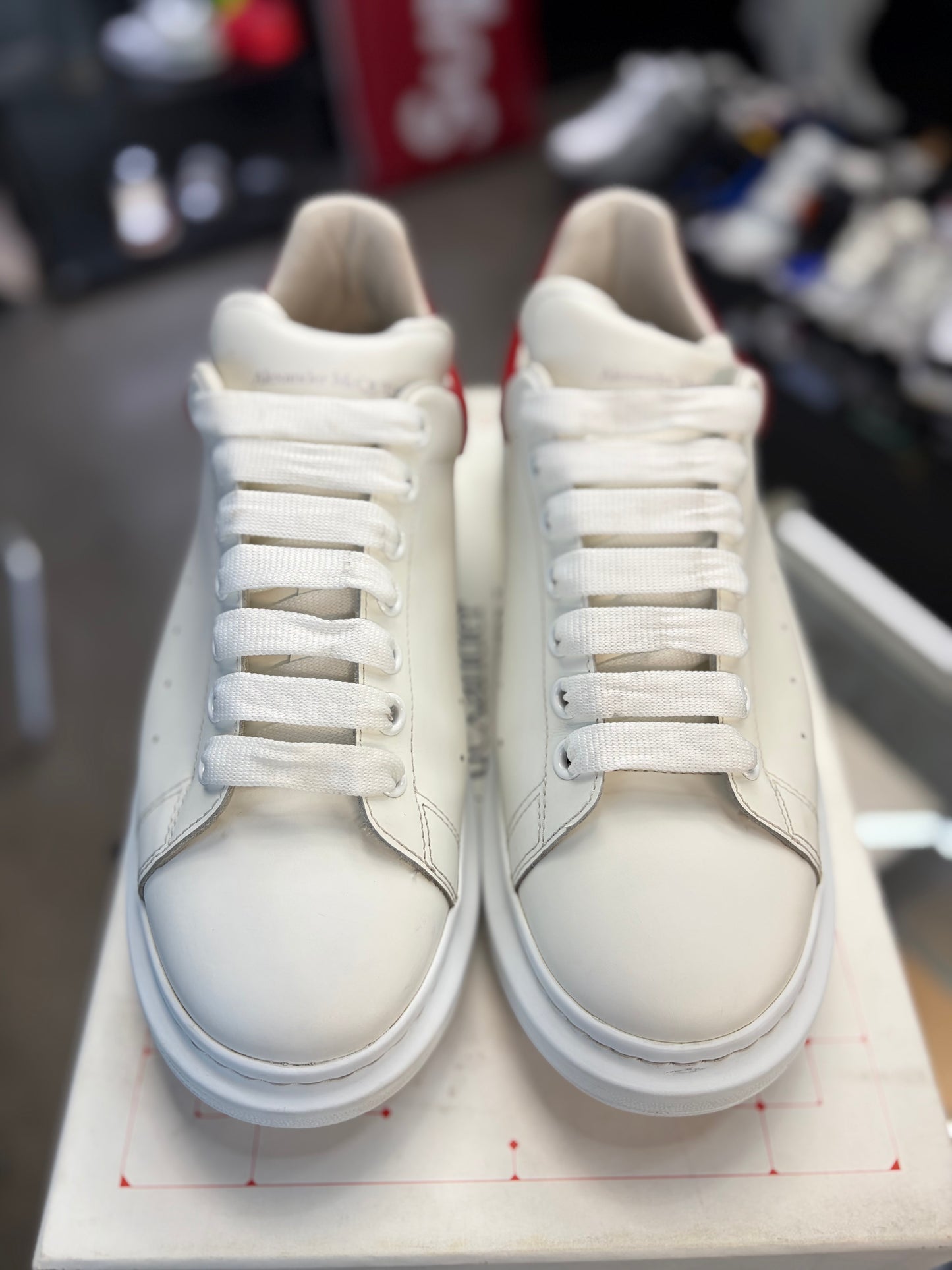Alexander McQueen “White/Red” Size 43.5EU