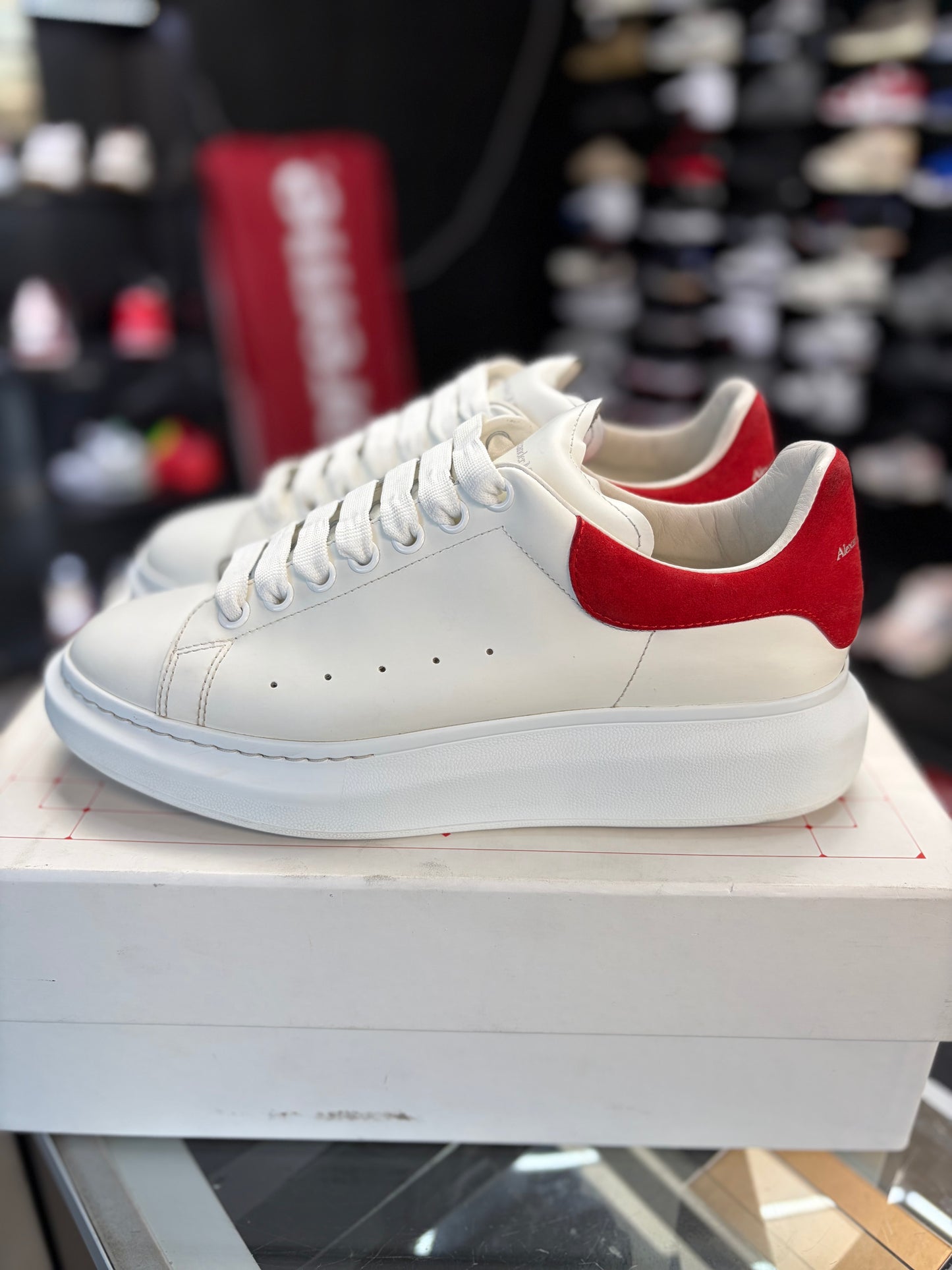 Alexander McQueen “White/Red” Size 43.5EU
