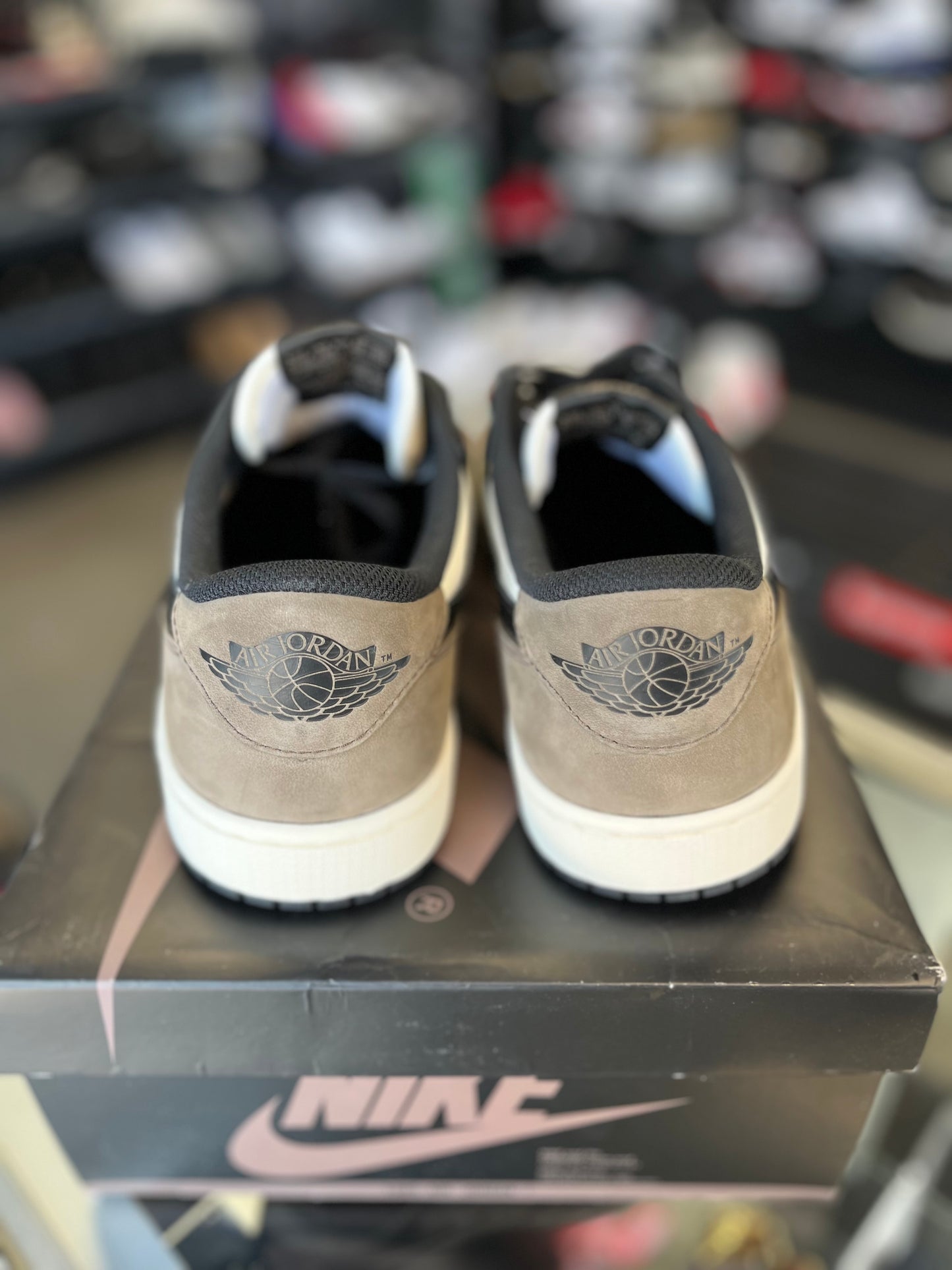 Jordan 1 Low “Mocha” Size 13