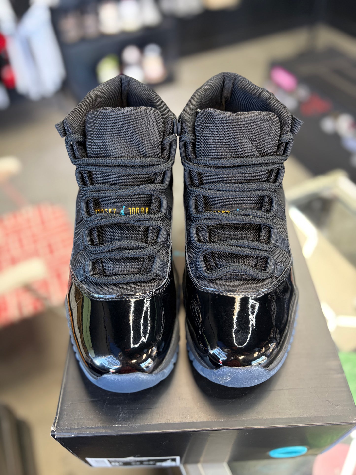 Jordan 11 “Gamma” Size 8.5