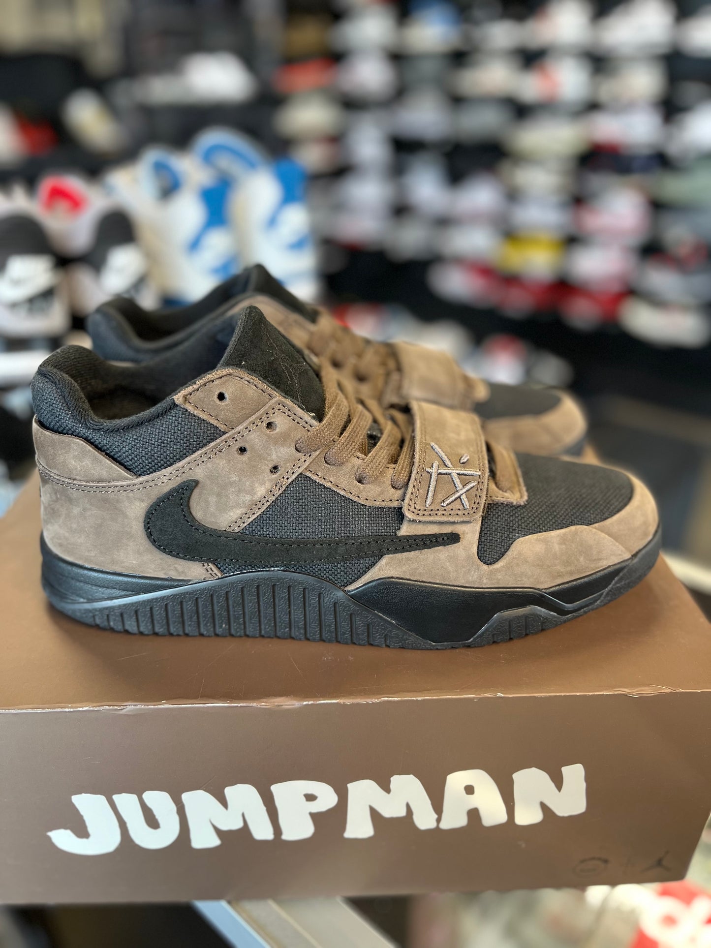 Jumpman Jack x Travis Scott “Mocha” Size 11