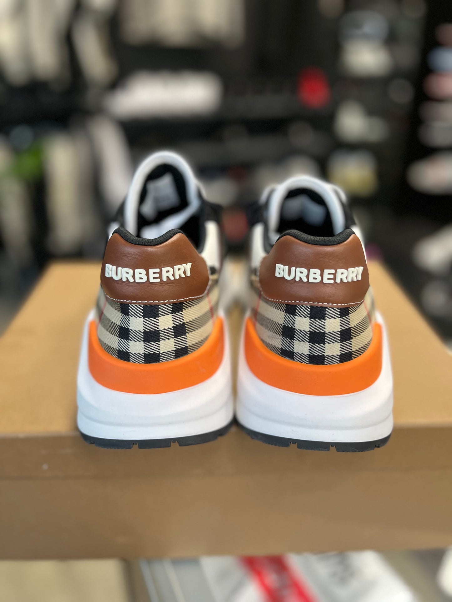 Burberry Regis Ramsey “Beige/Brown/Black” Size 45EU