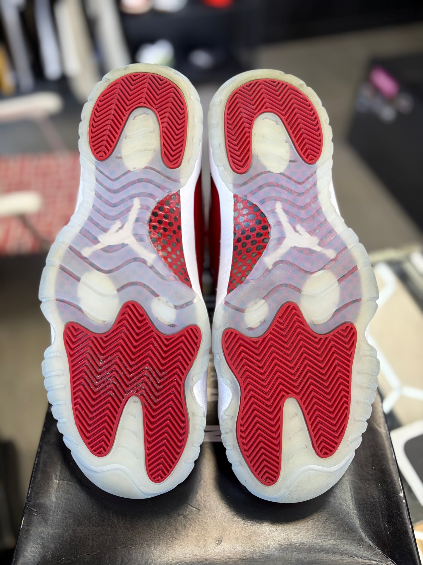 Jordan 11 “Cherry” Size 12.5