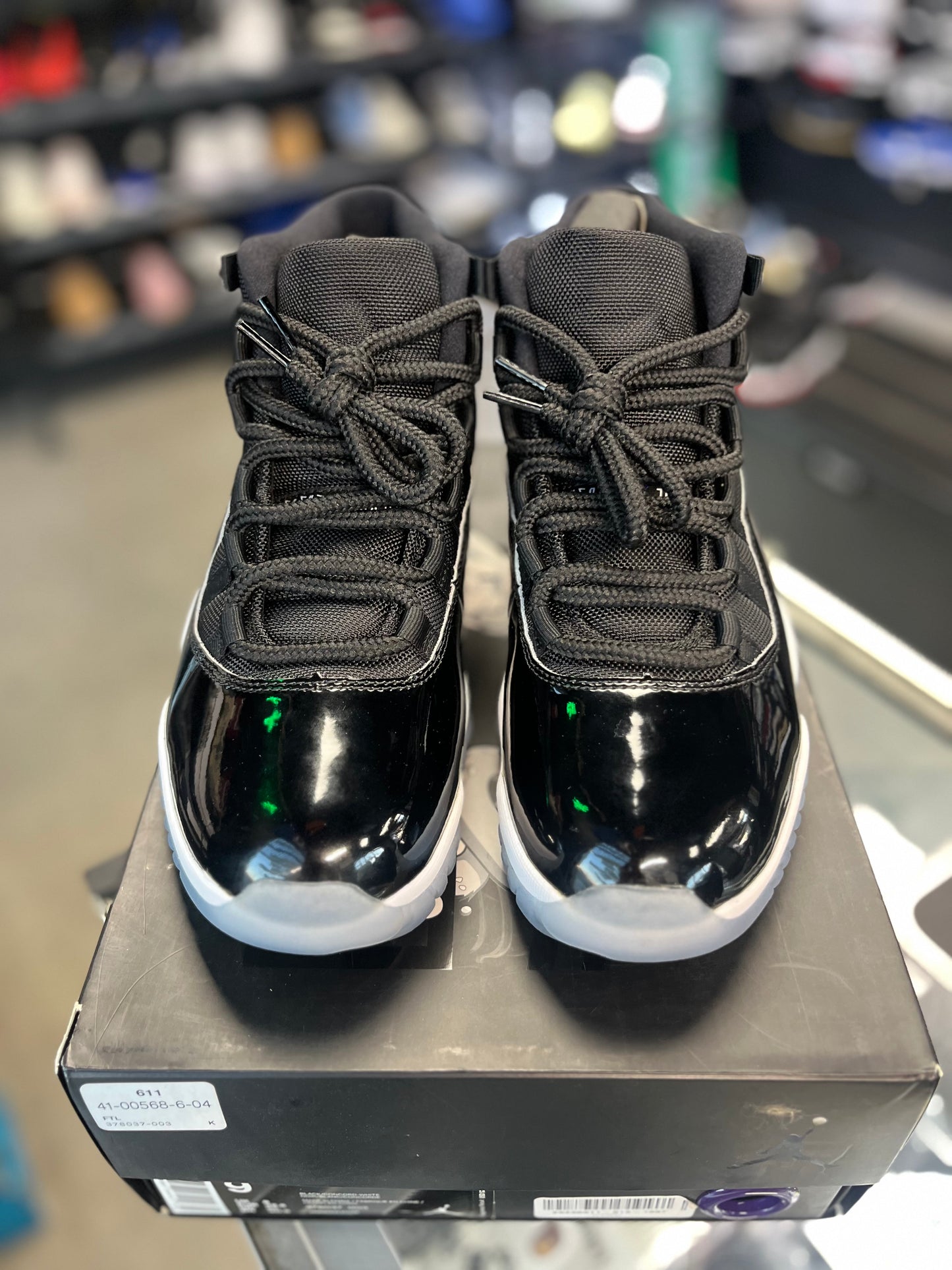 Jordan 11 “SPACEJAM” (2016) Size 9