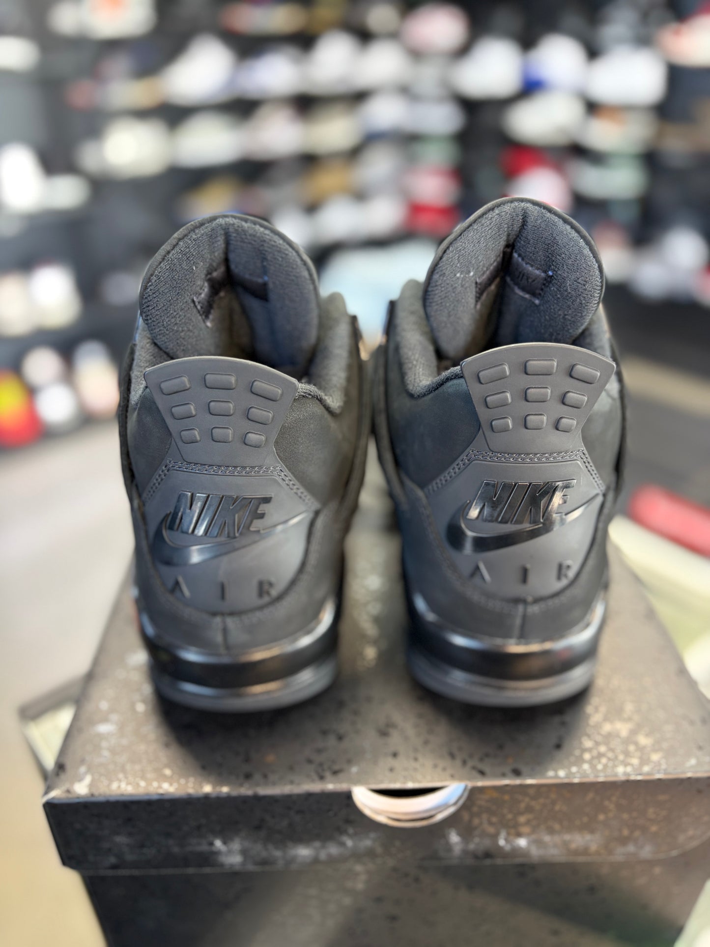 Jordan 4 “Black Cat” (2025) Size 10.5