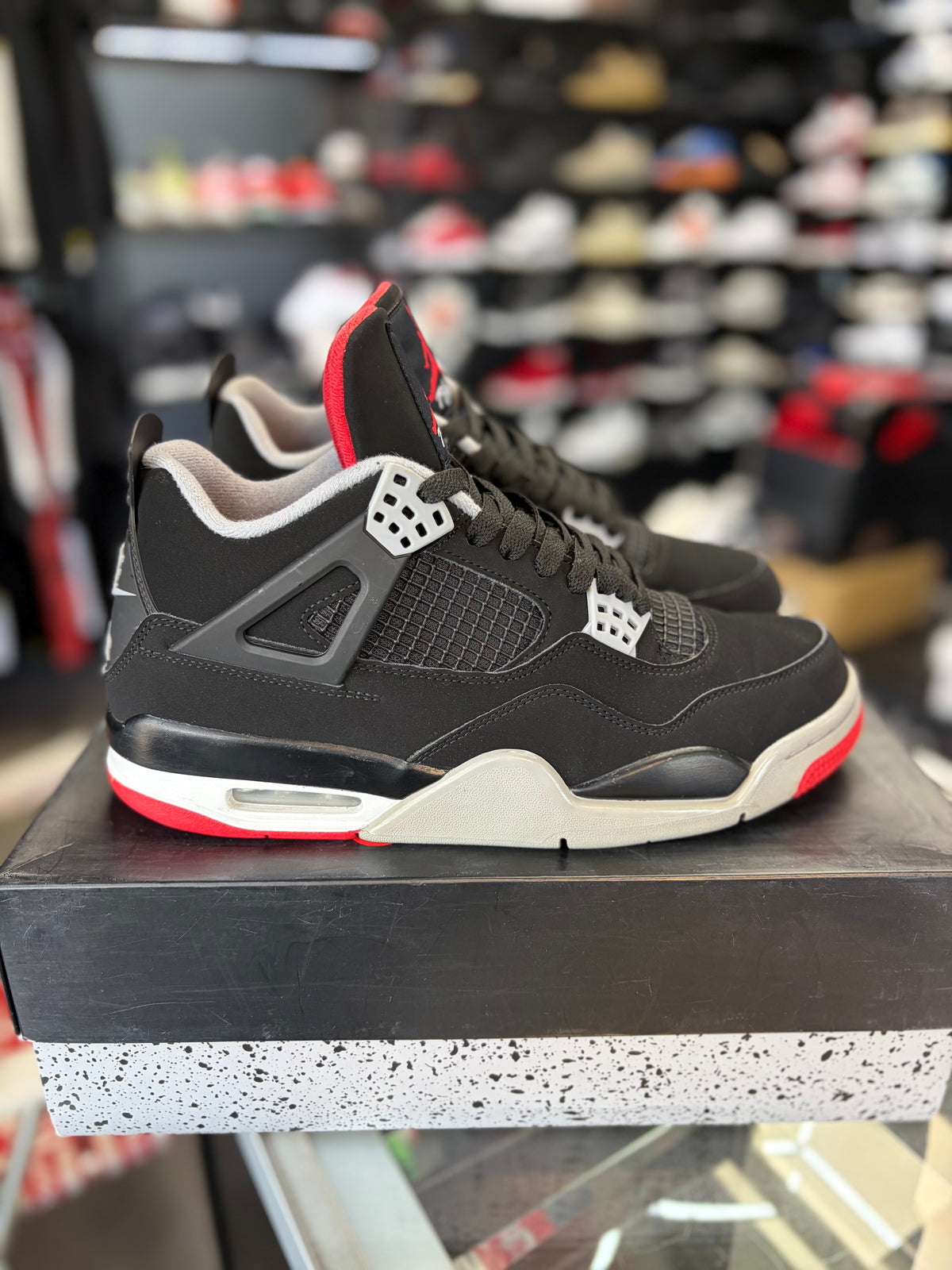 Jordan 4 “Bred” (2019) Size 9