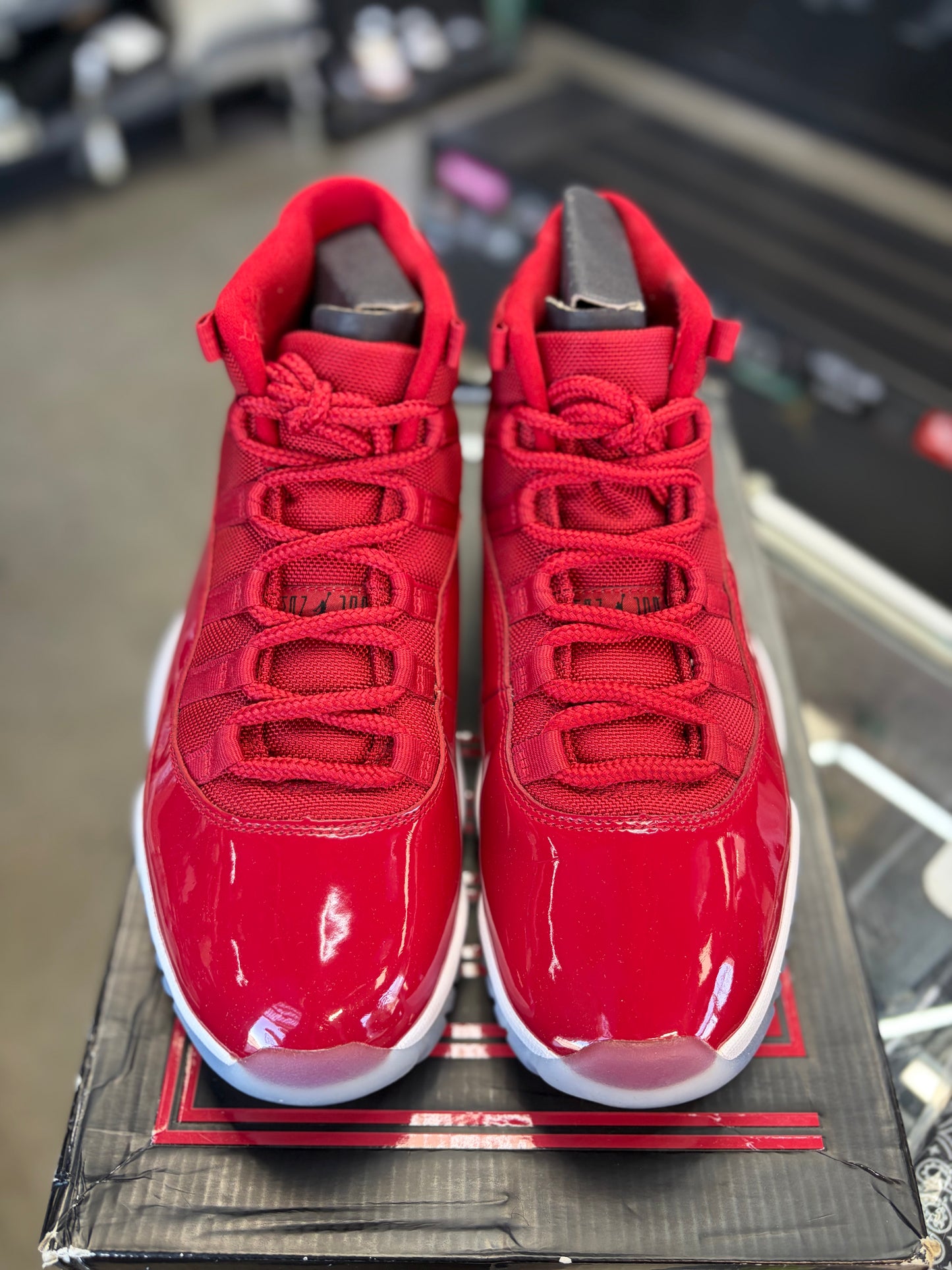 Jordan 11 “Win Like 96” Size 9.5