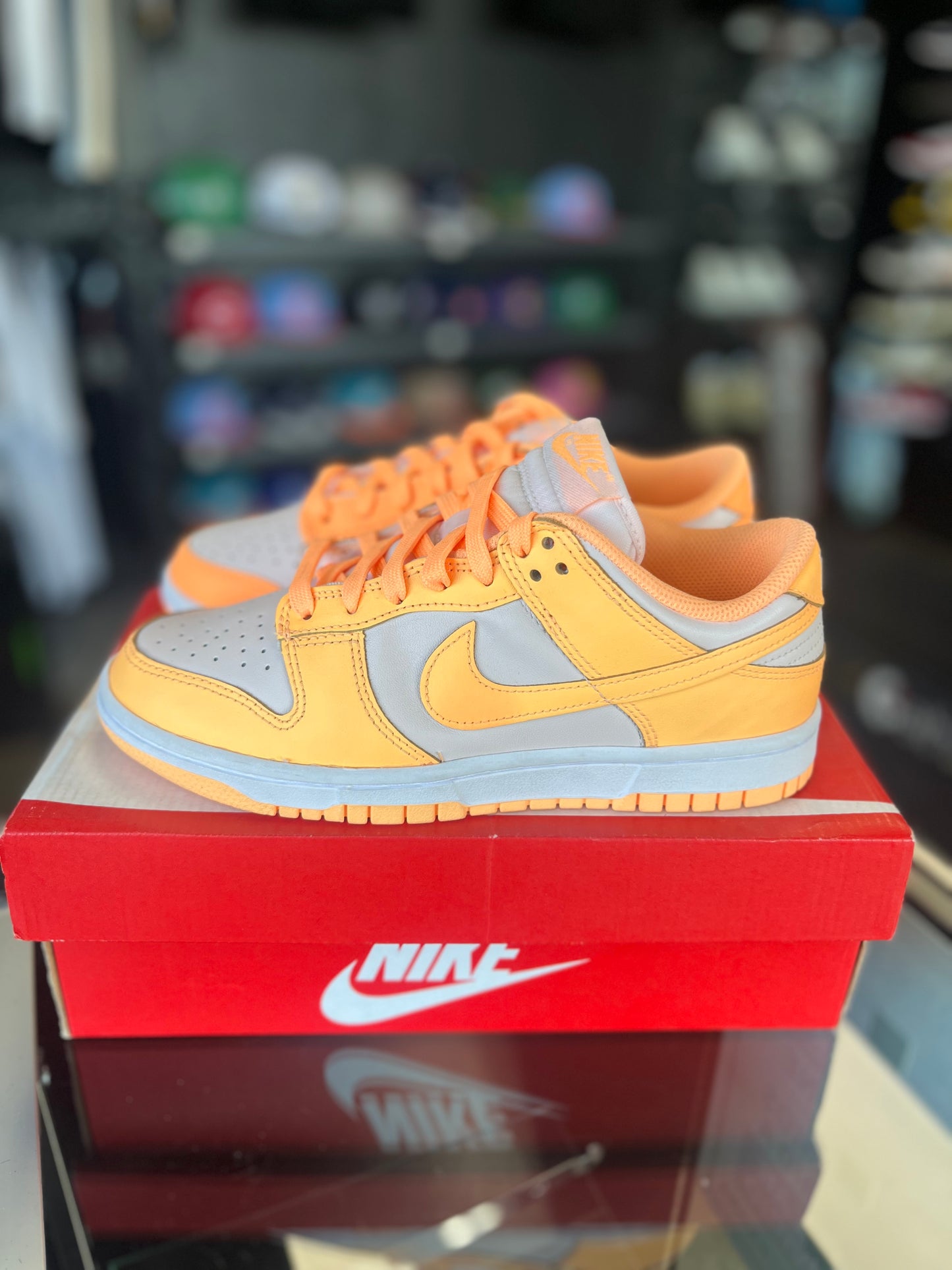 Nike Dunk Low “Peach” Size 5.5y/7w