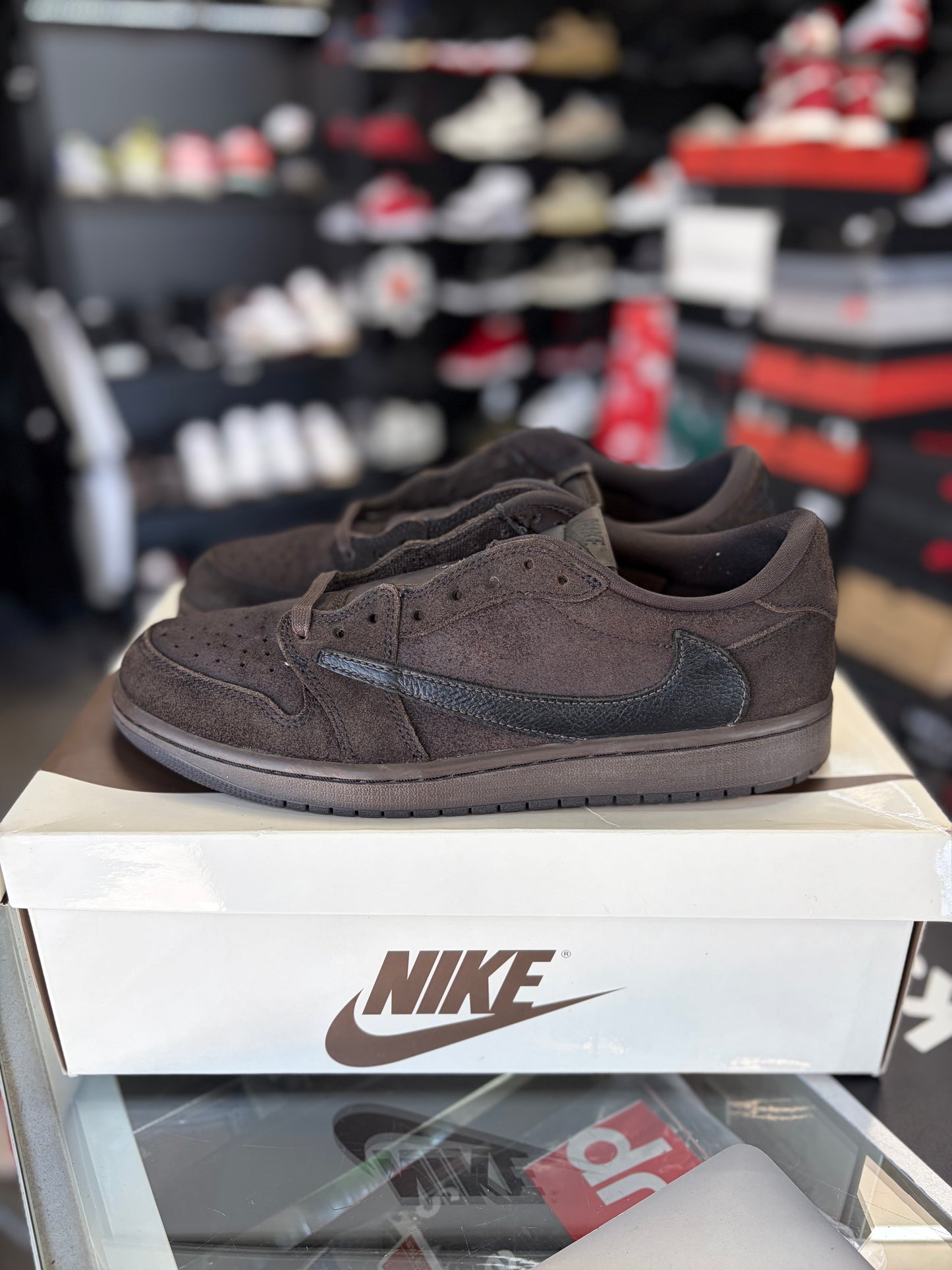 Jordan 1 Low x Travis Scott “Velvet” Size 10.5