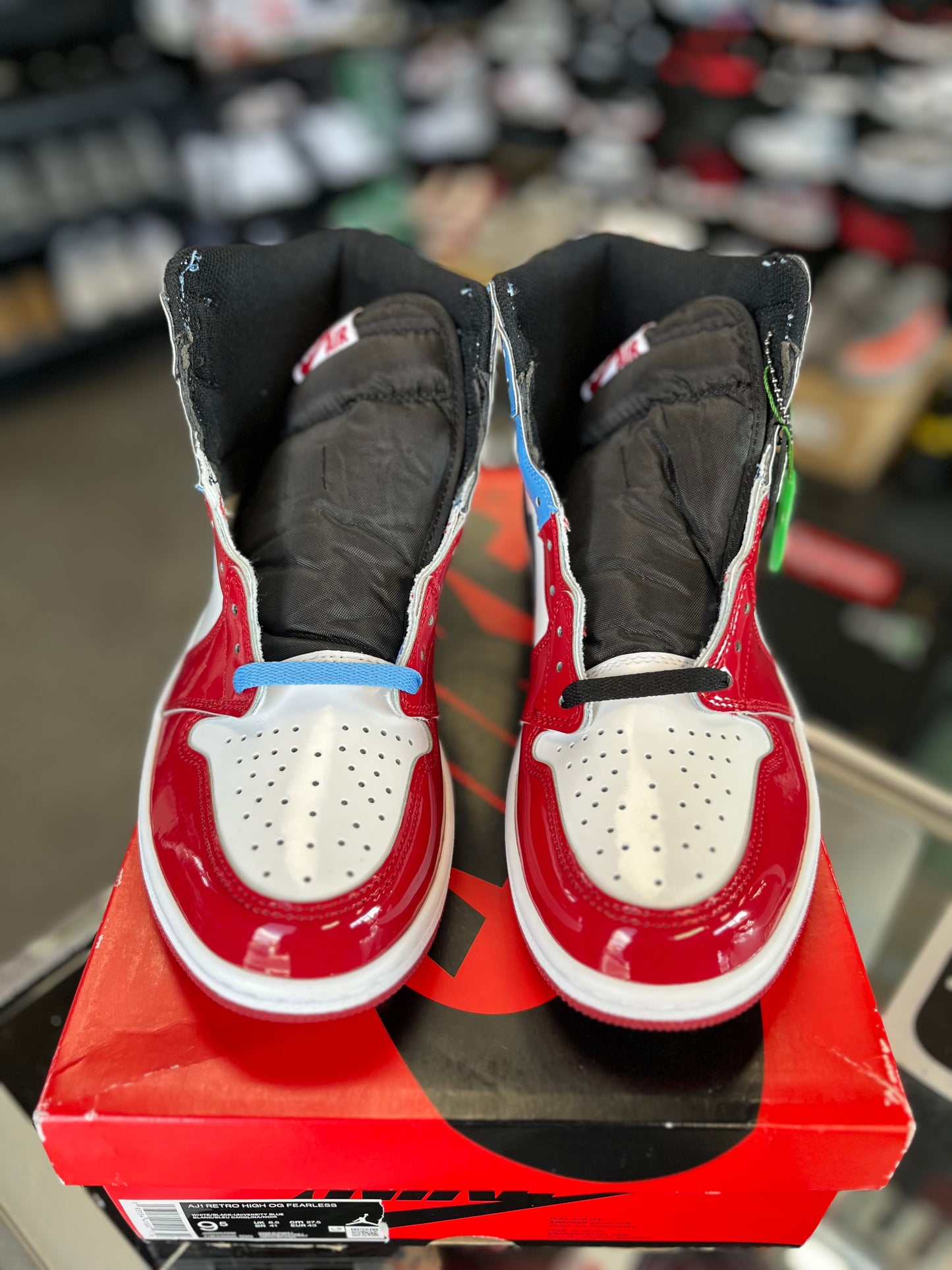 Jordan 1 “Fearless” Size 9.5