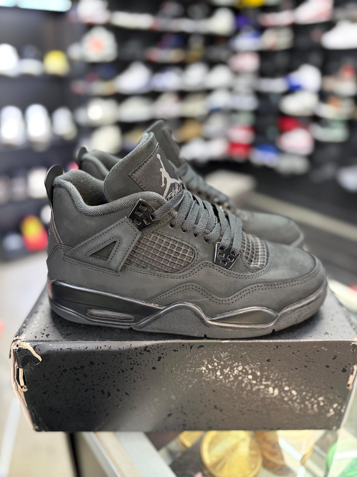 Jordan 4 “Black Cat” (Gs) Size 7y/8.5w