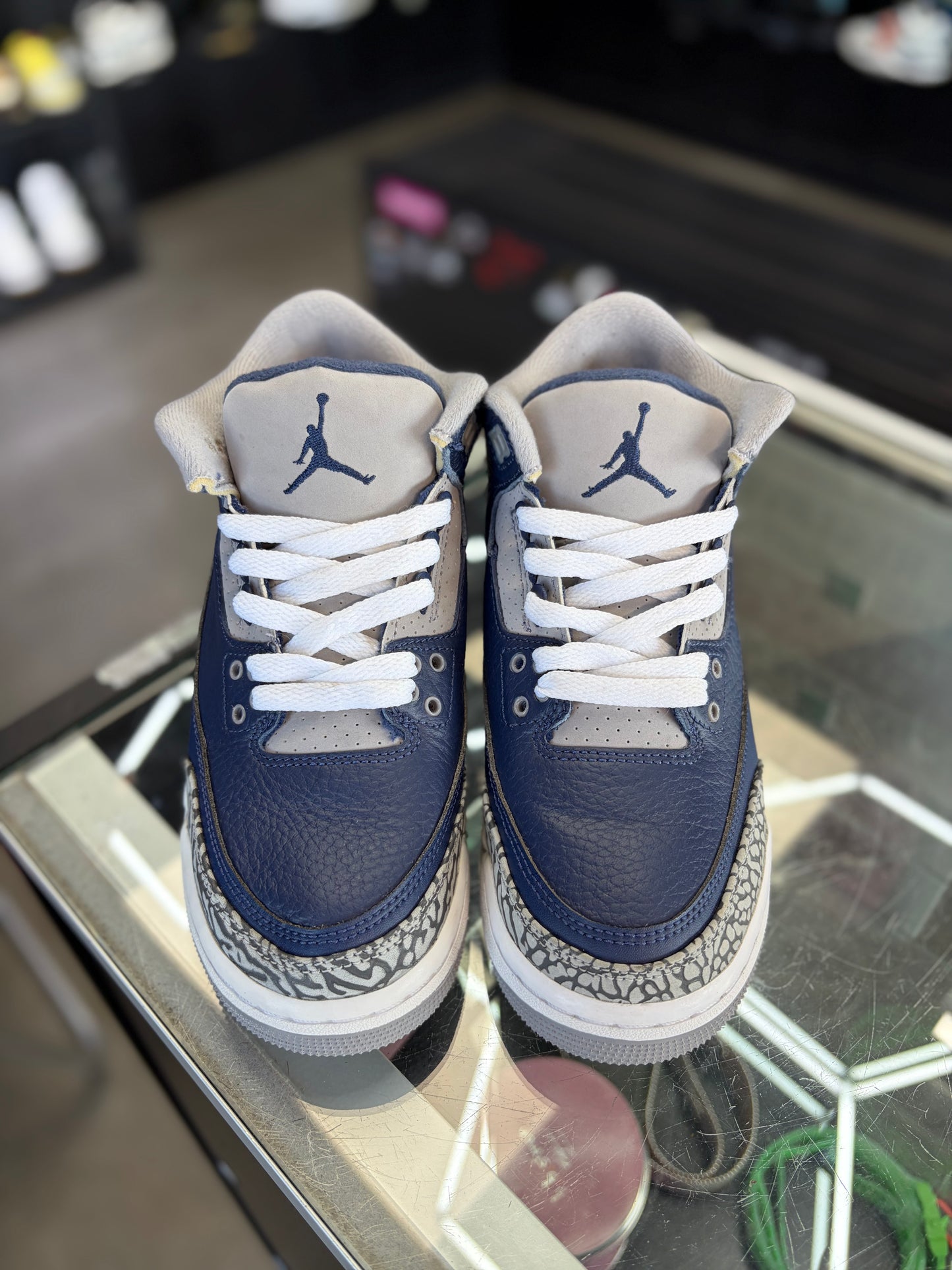 Jordan 3 “Georgetown” (Gs) Size 6y/7.5w