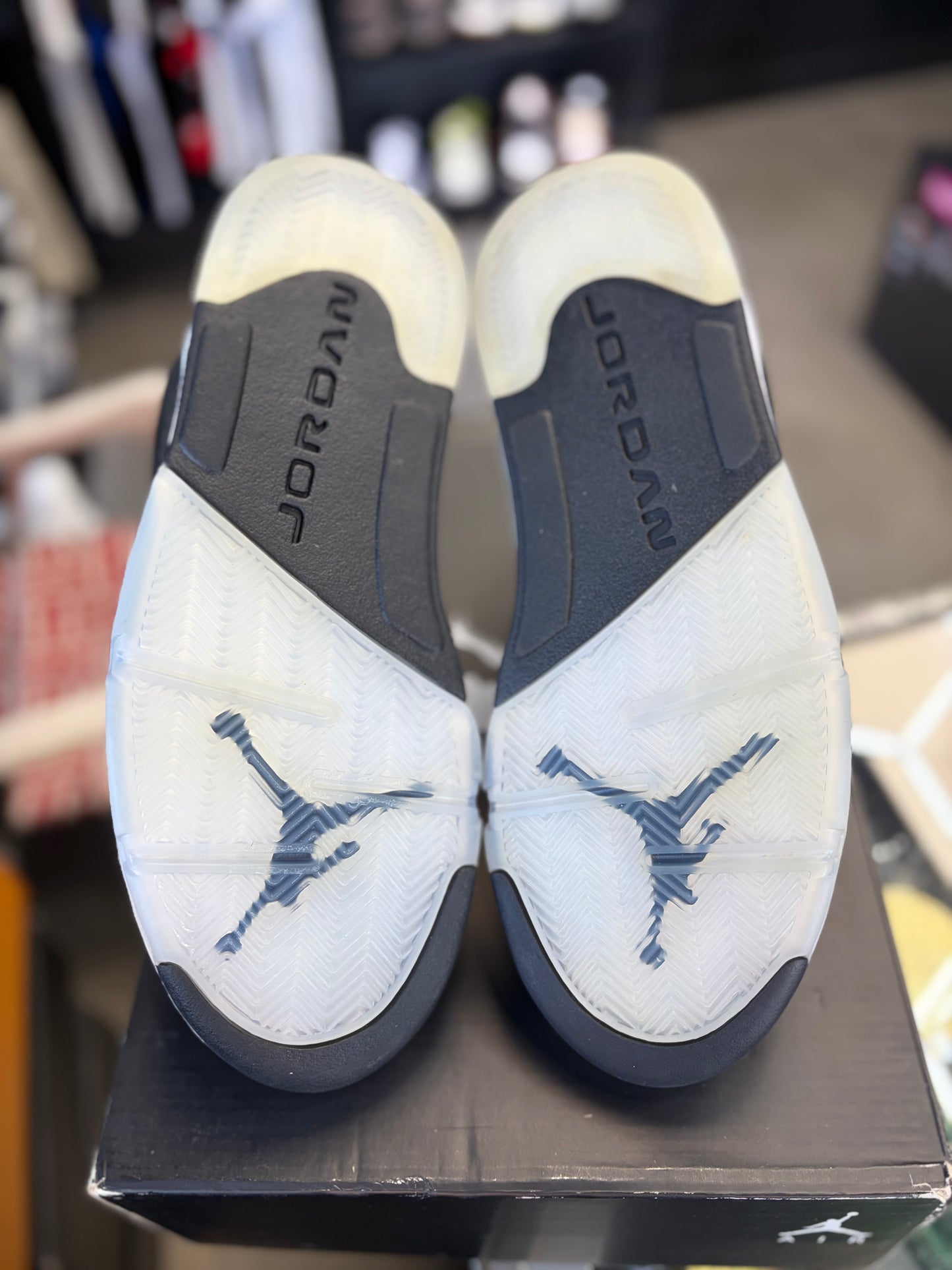Jordan 5 “Moonlight/Oreo” Size 8.5