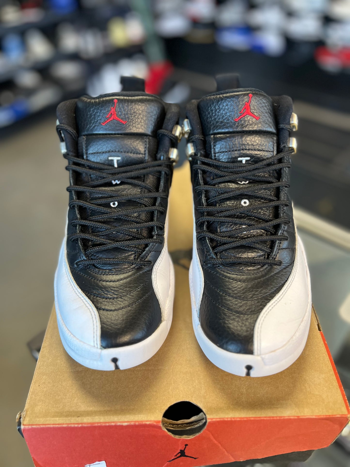 Jordan 12 “Playoffs” Size 8