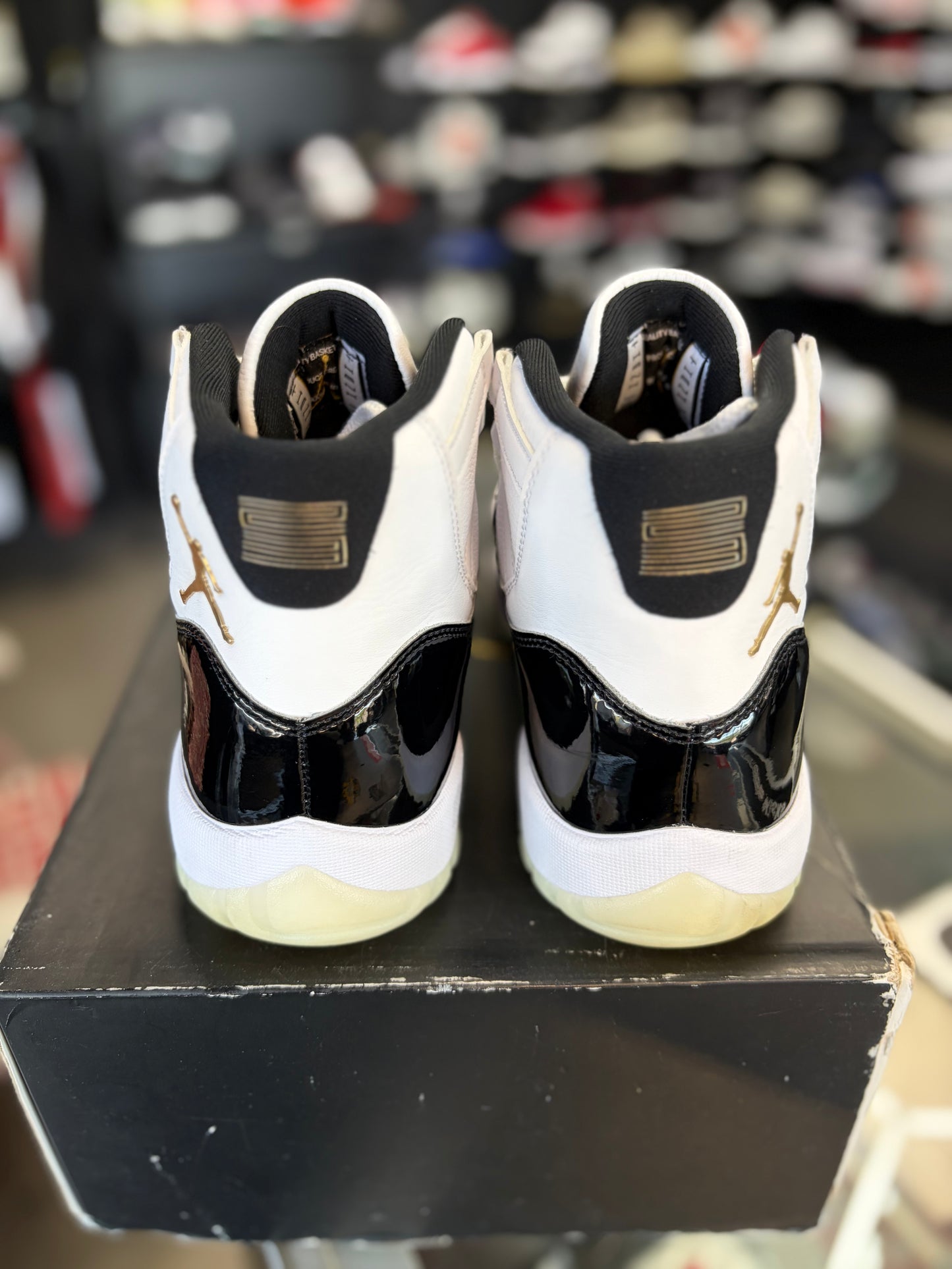 Jordan 11 “Gratitude” Size 10
