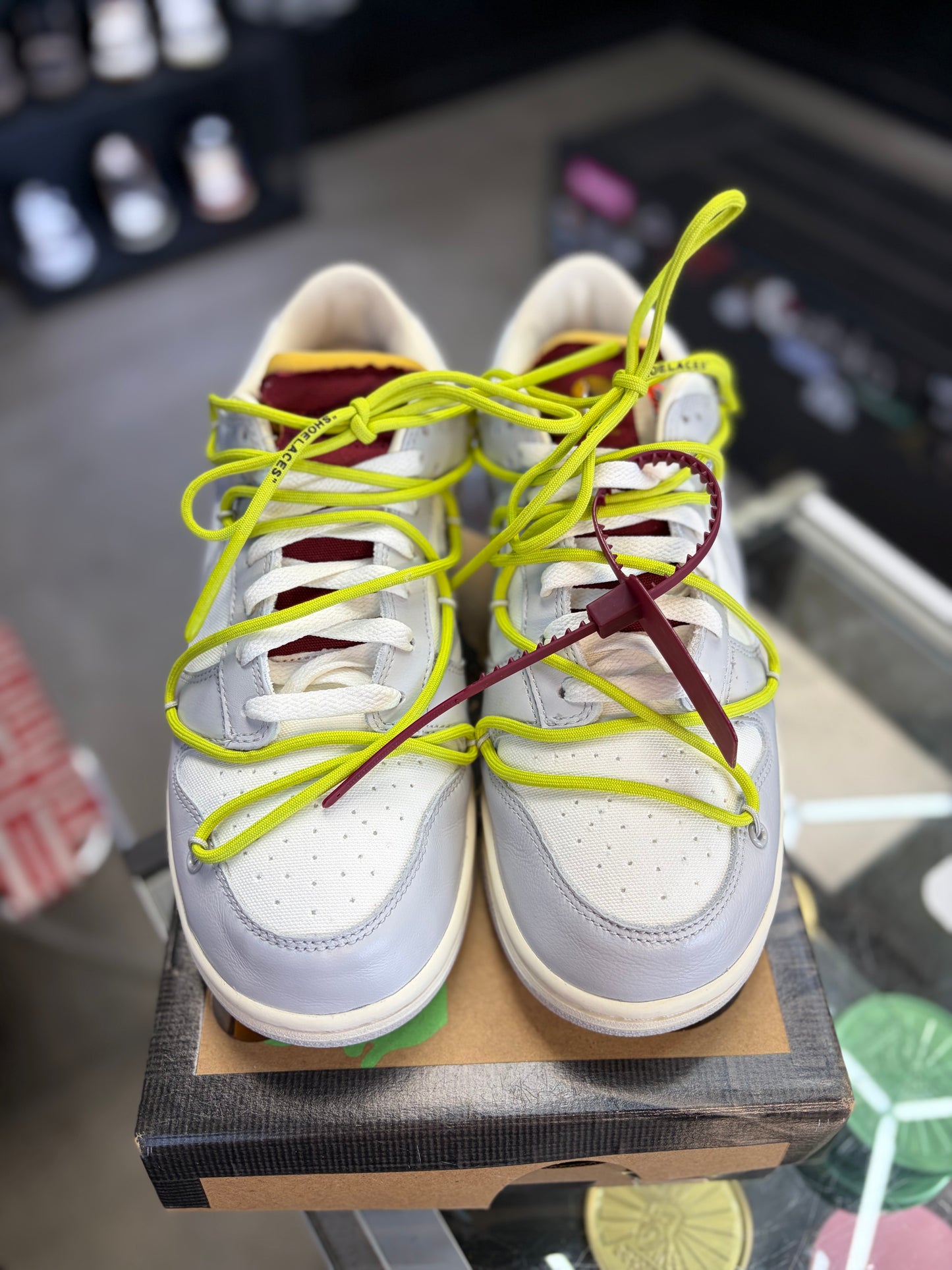 Nike Off White Dunk “Lot 08” Size 9