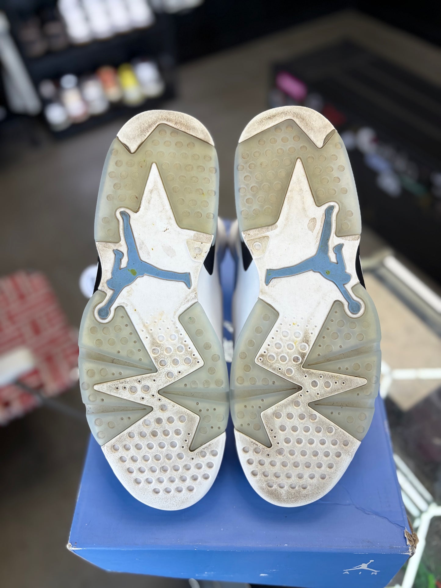 Jordan 6 “UNC” Size 10.5
