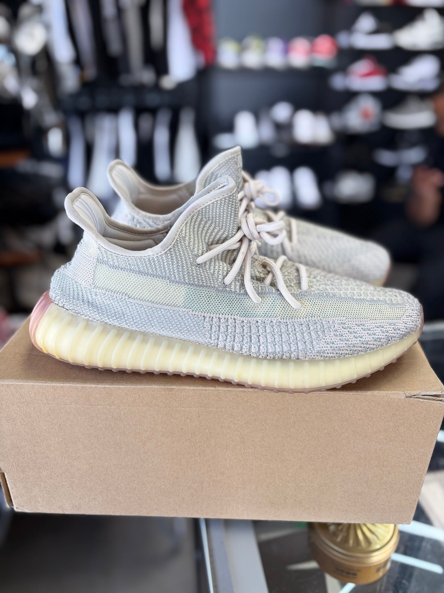 Yeezy 350 “Citrin” Size 11