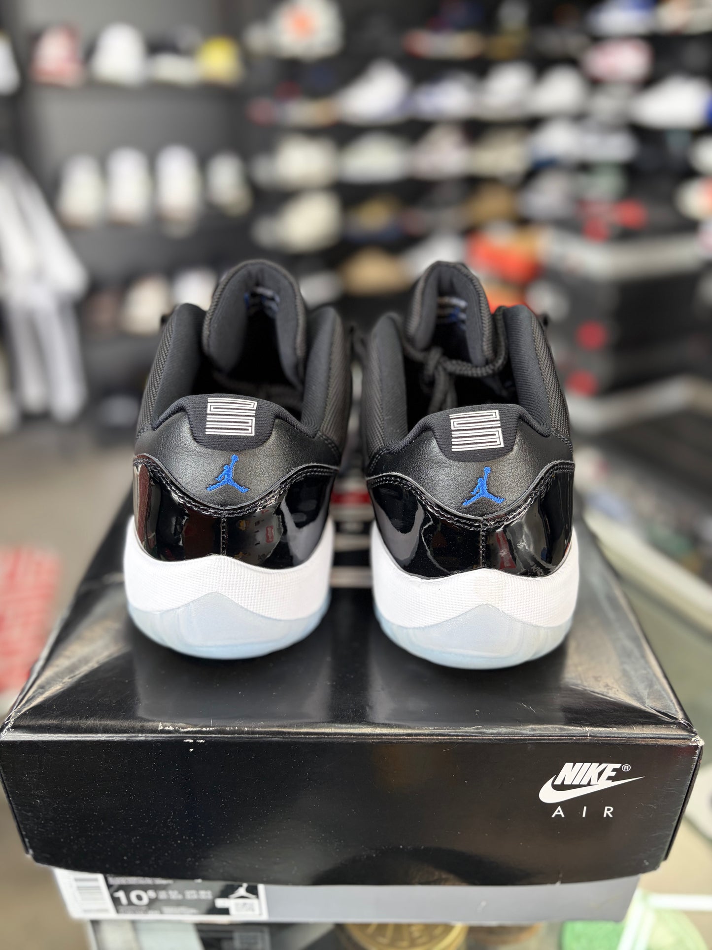 Jordan 11 Low “SPACEJAM” Size 10.5