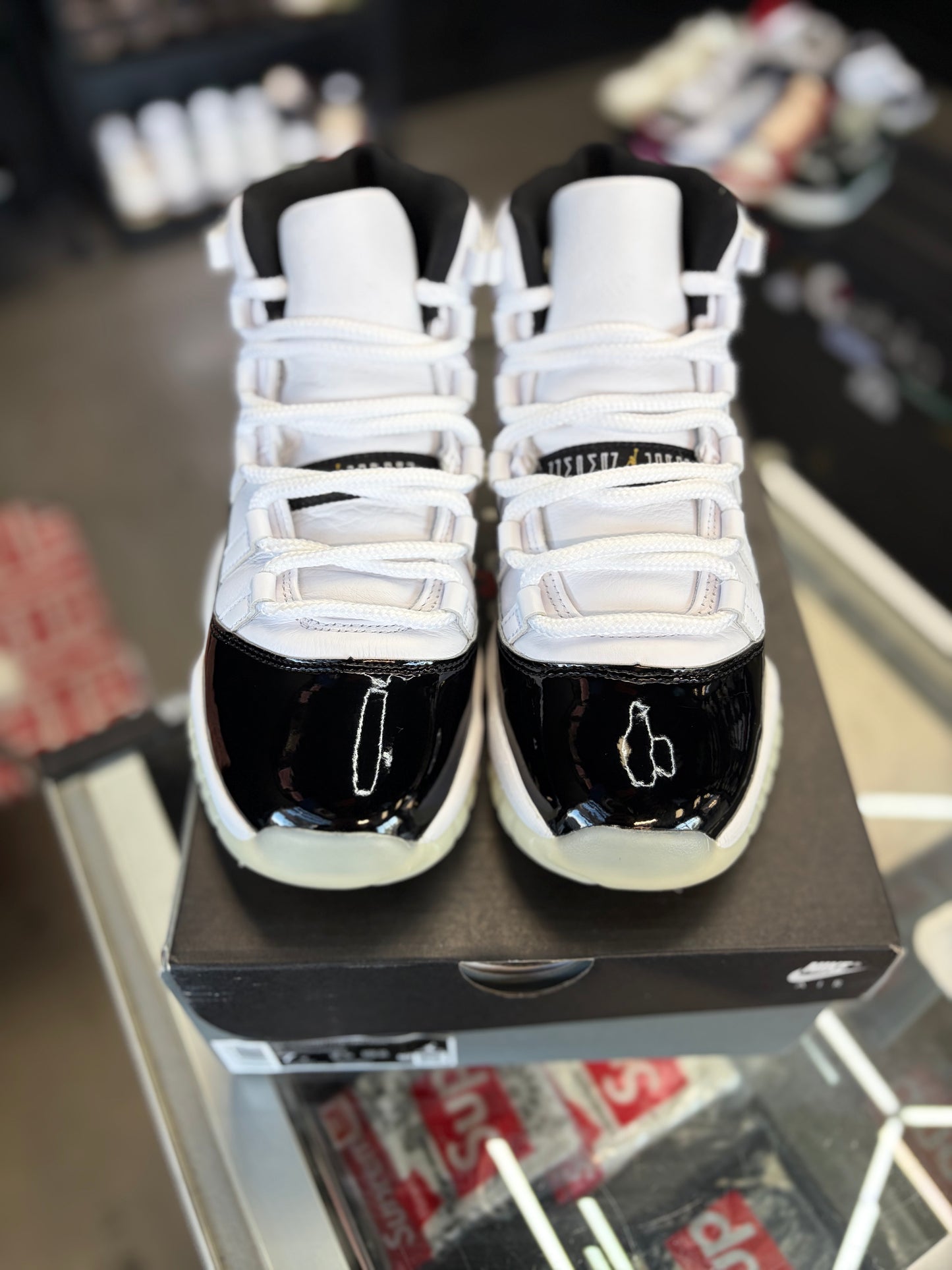 Jordan 11 “Gratitude” (Gs) Size 7y/8.5w