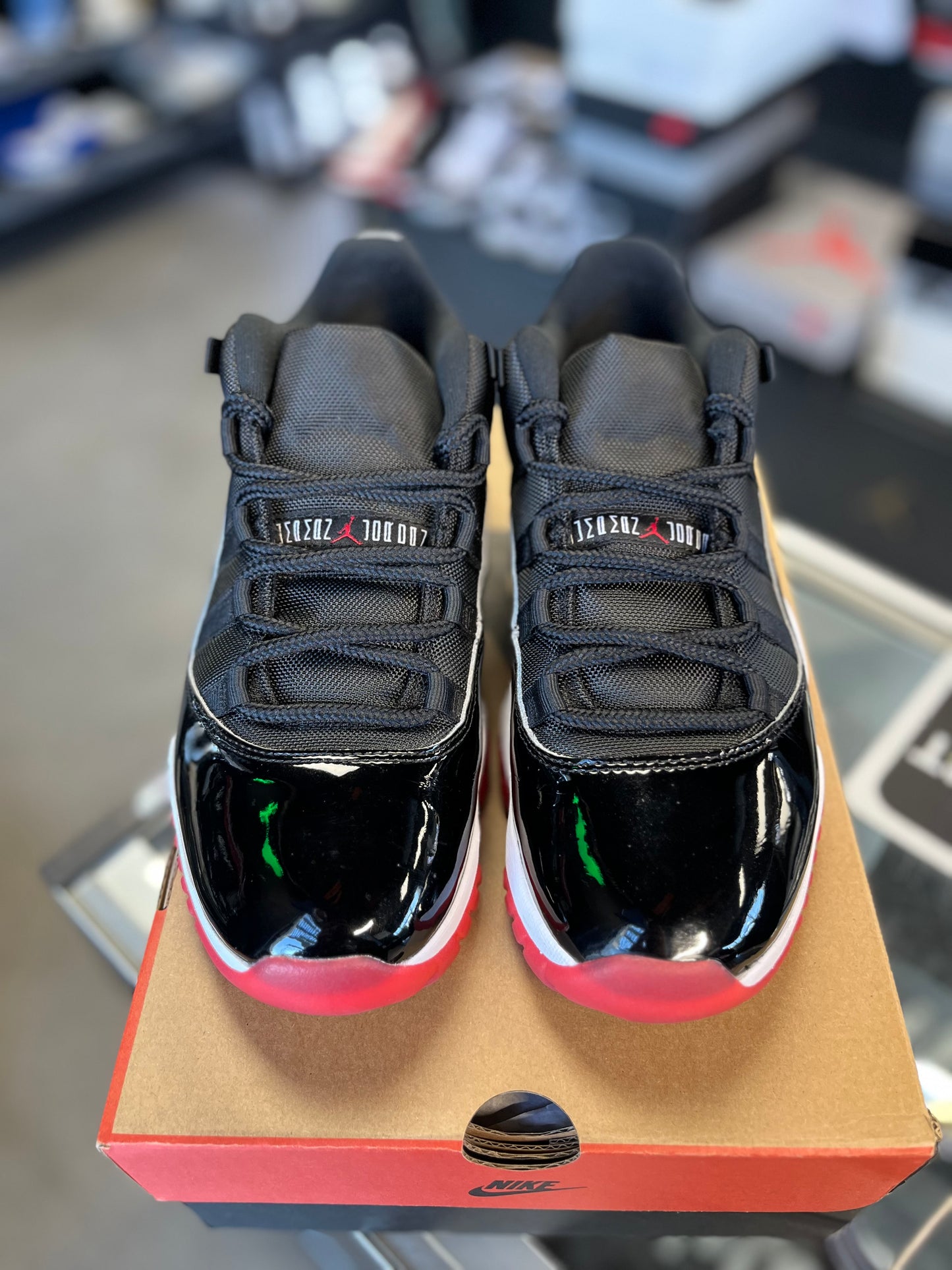 Jordan 11 Low “Bred” Size 10