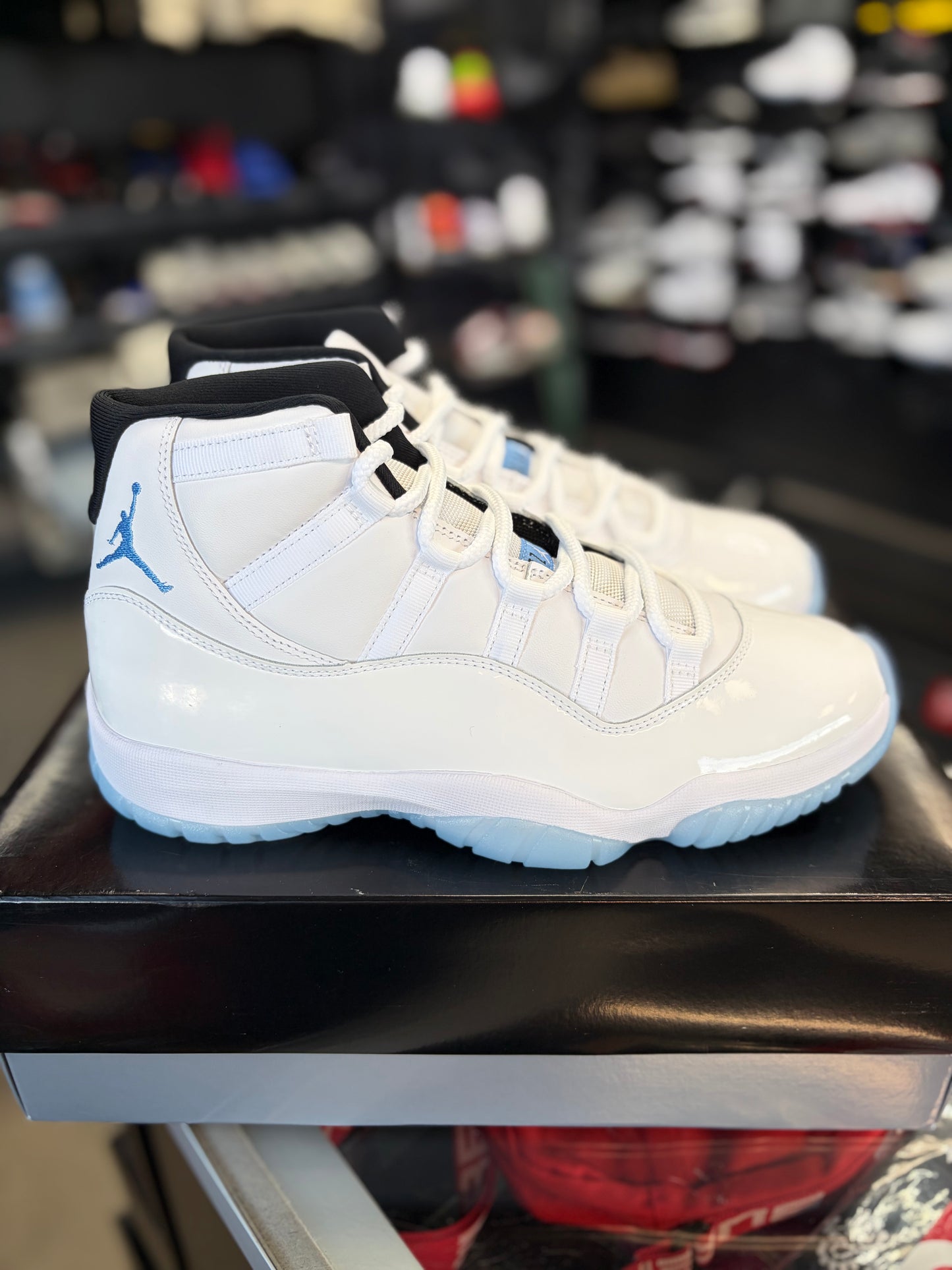 Jordan 11 “Legend Blue” Size 10