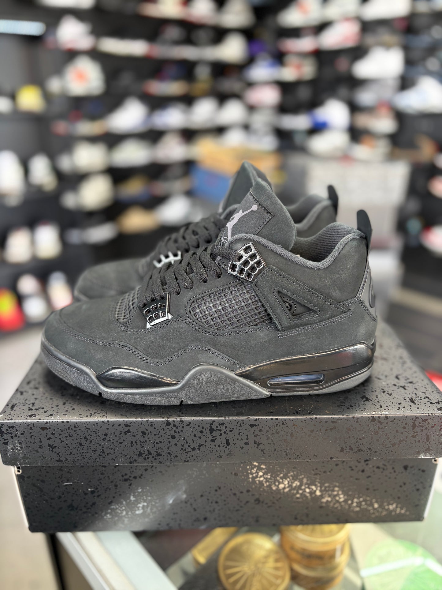 Jordan 4 “Black Cat” (2025) Size 9.5