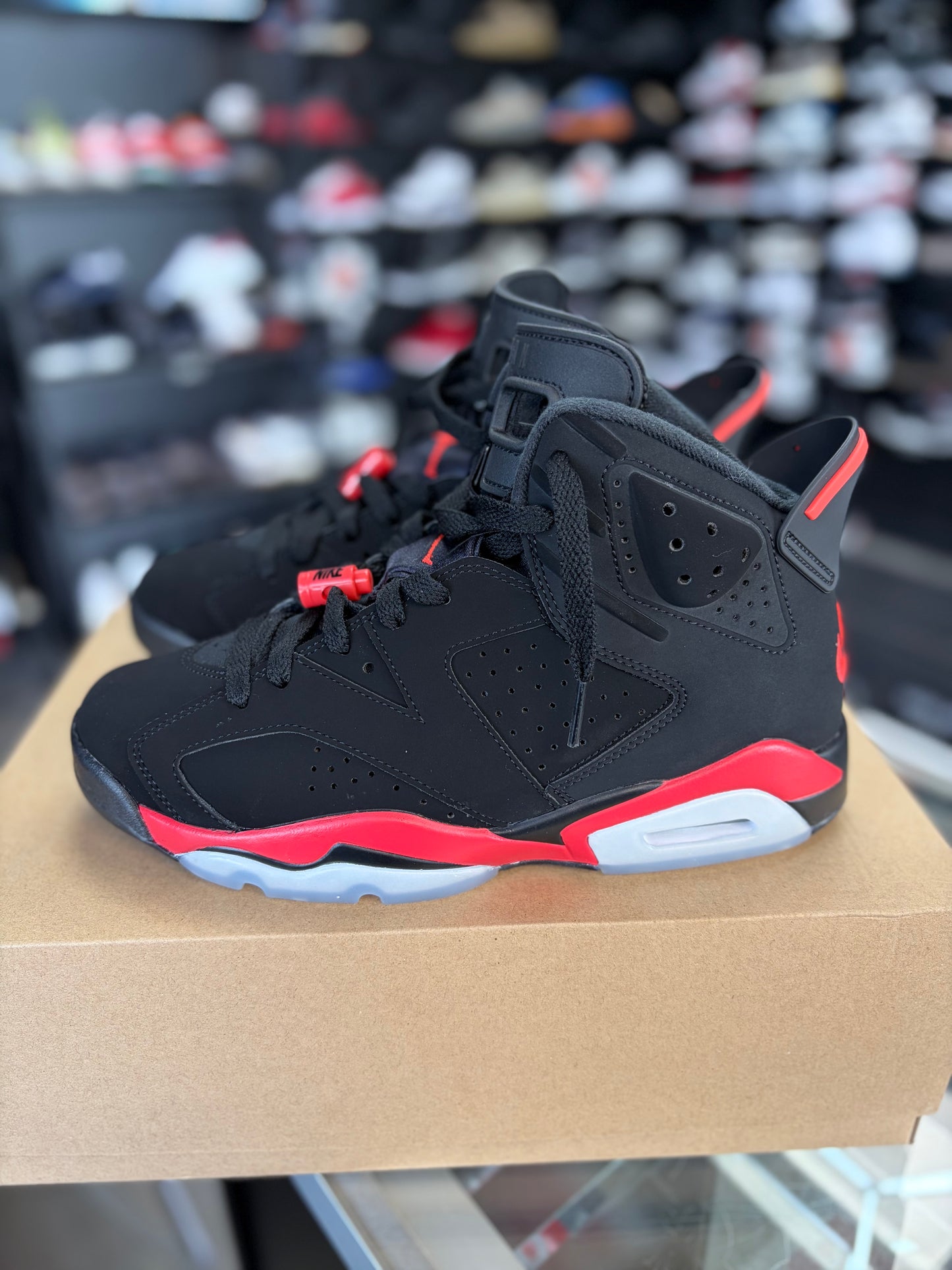 Jordan 6 “Reverse Infrared” Size 8