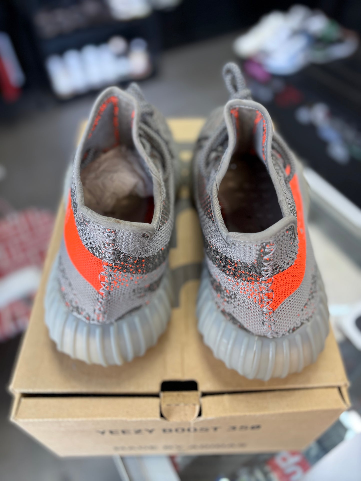 Yeezy 350 “Beluga Reflective” Size 9.5