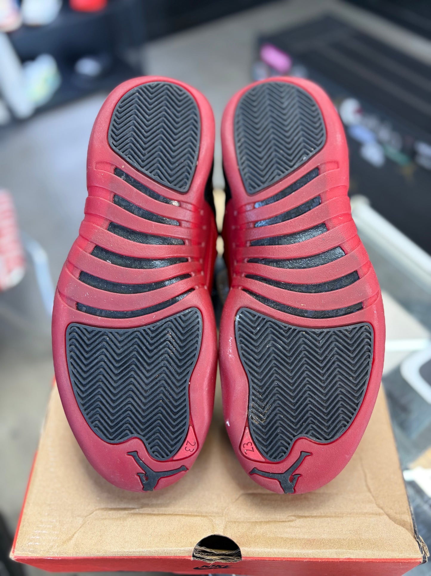 Jordan 12 “Flu Game” Size 9