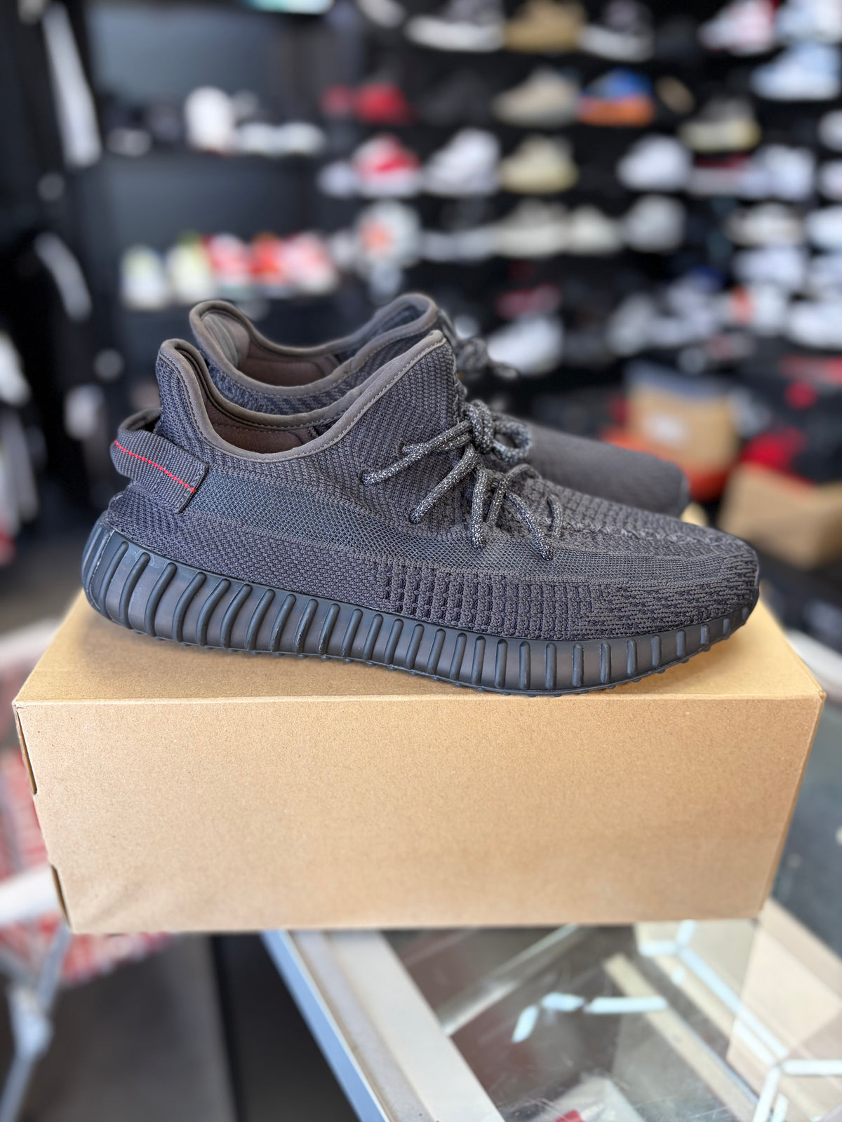 Yeezy 350 “Black N/R” Size 11