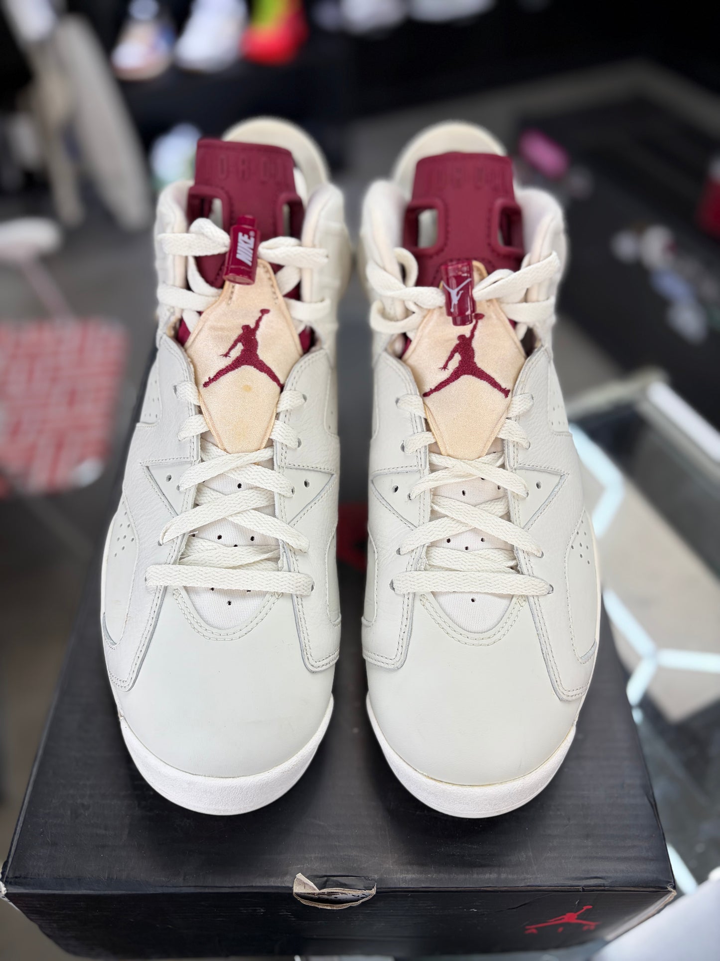 Jordan 6 “Maroon” Size 9.5