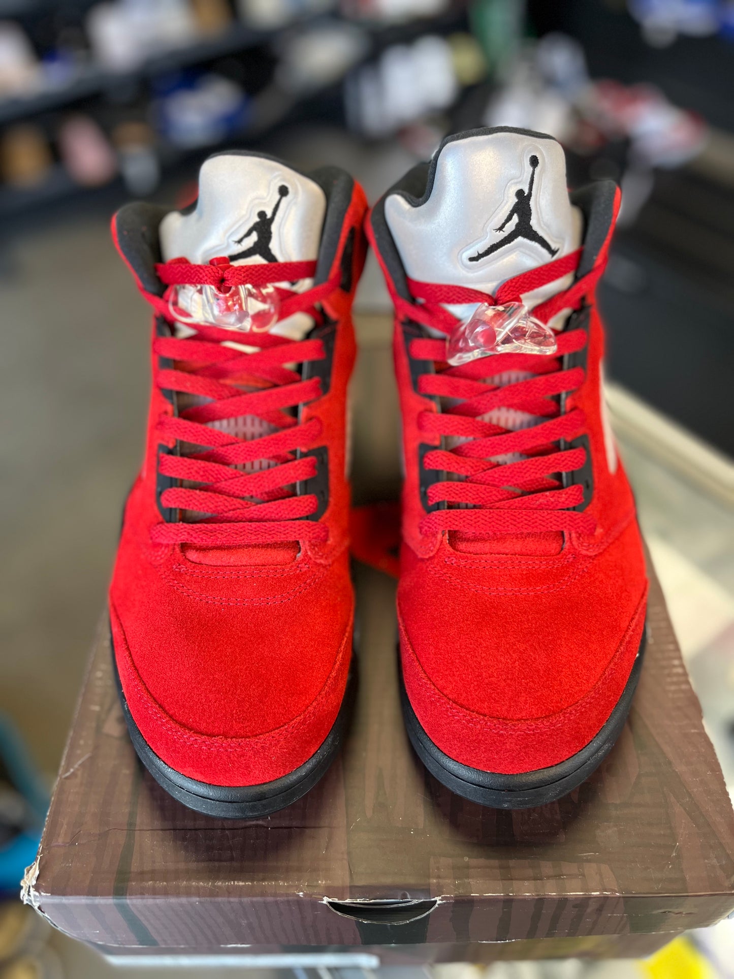 Jordan 5 “Raging Bull” Size 11
