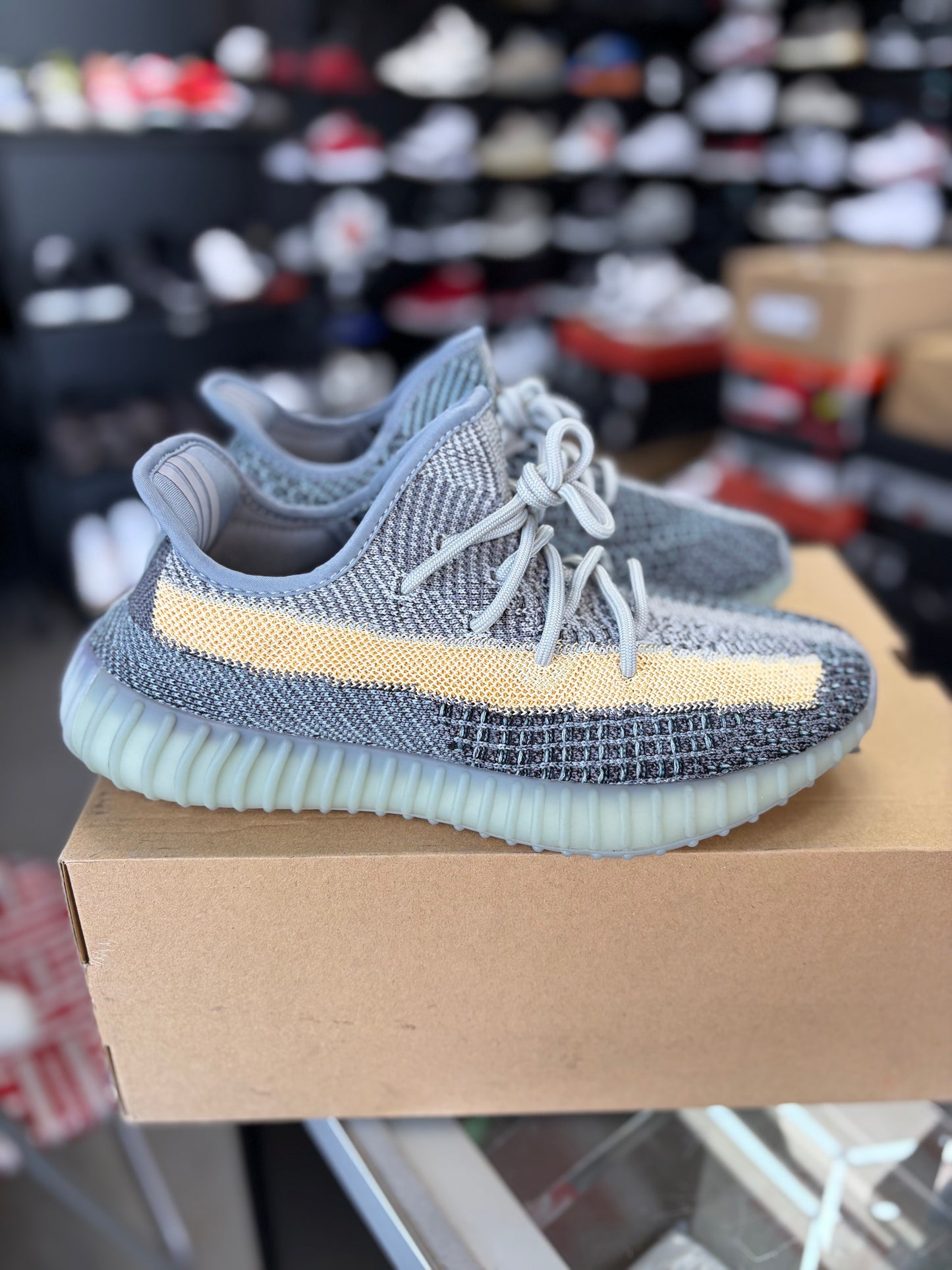 Yeezy 350 “Ash Blue” Size 9