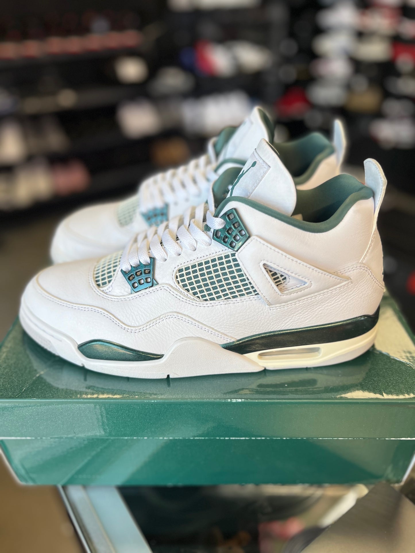 Jordan 4 “Oxidized Green” Size 11