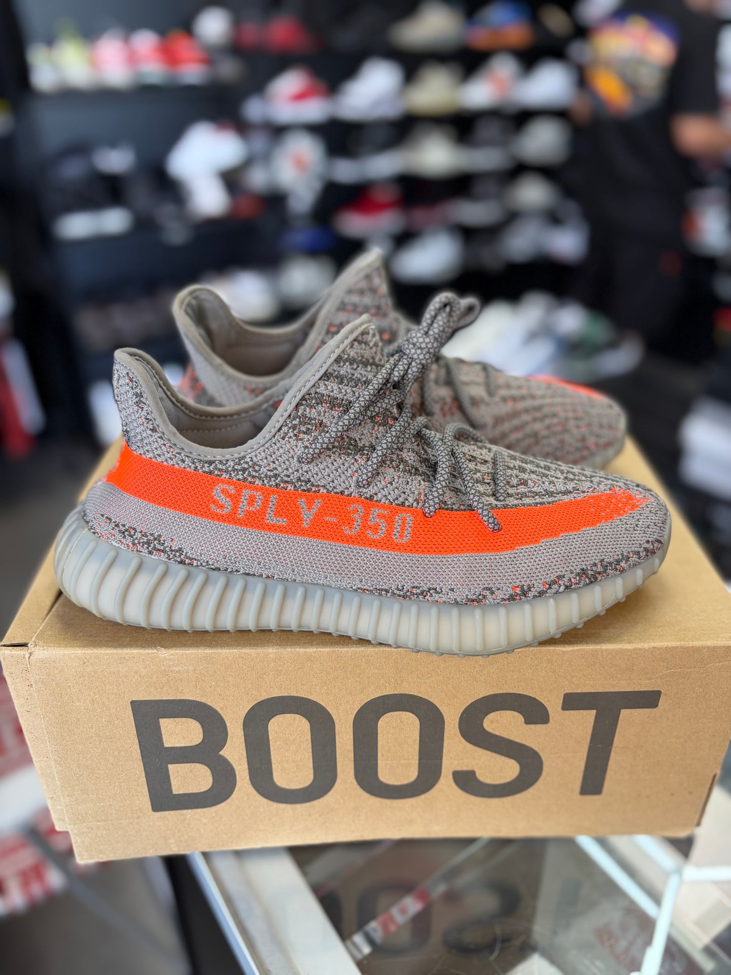 Yeezy 350 “Beluga Reflective” Size 9.5
