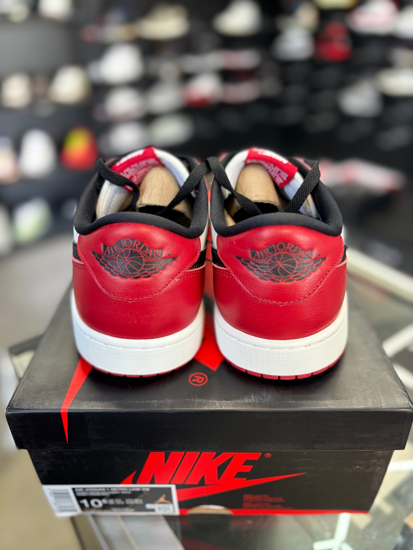 Jordan 1 Low “Chicago” Size 10.5