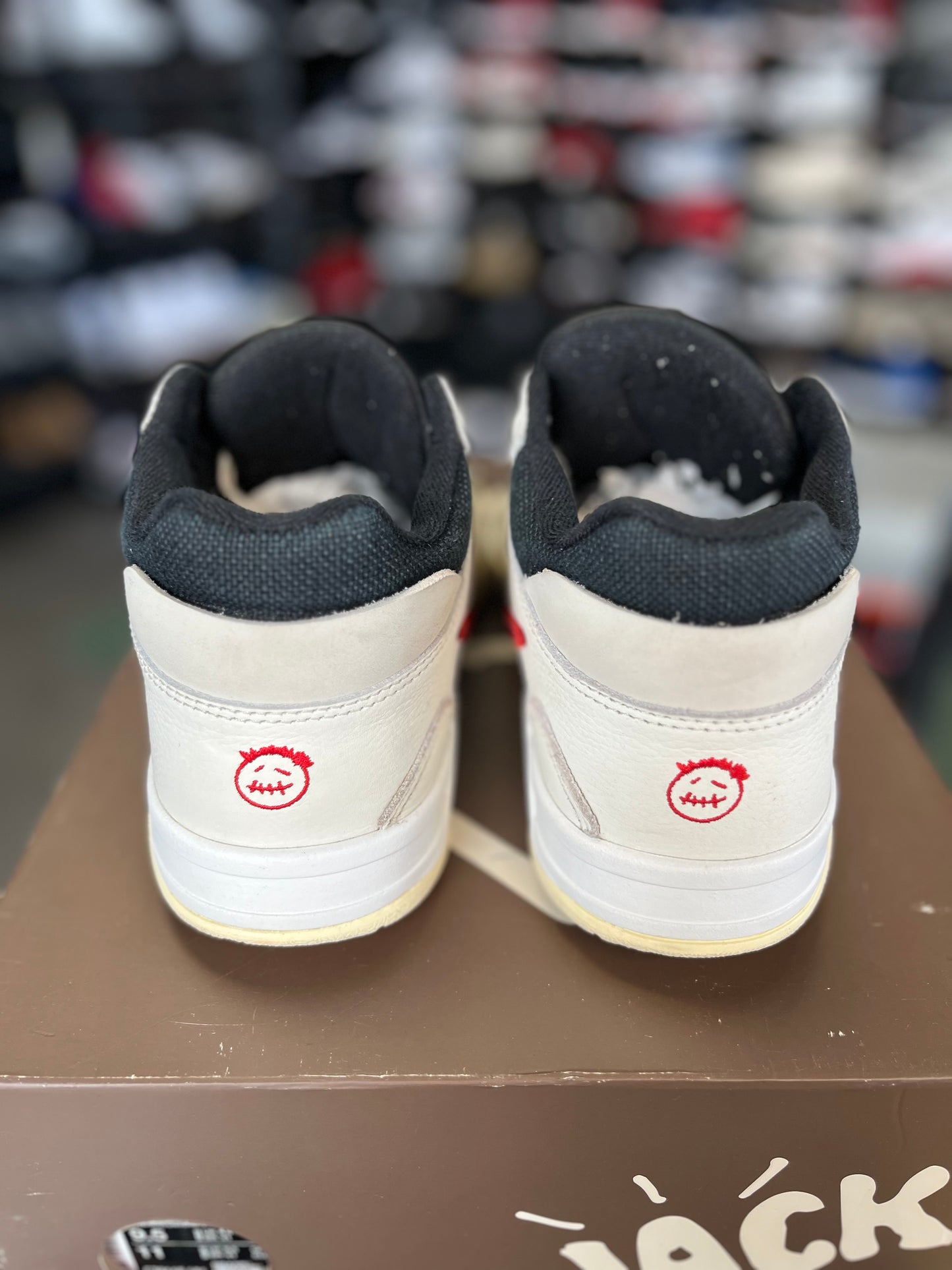 Jumpman Jack x Travis Scott “University Red” Size 9.5