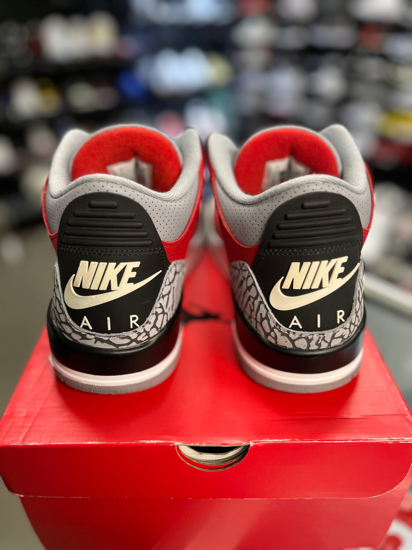 Jordan 3 “Unite SE” Size 9