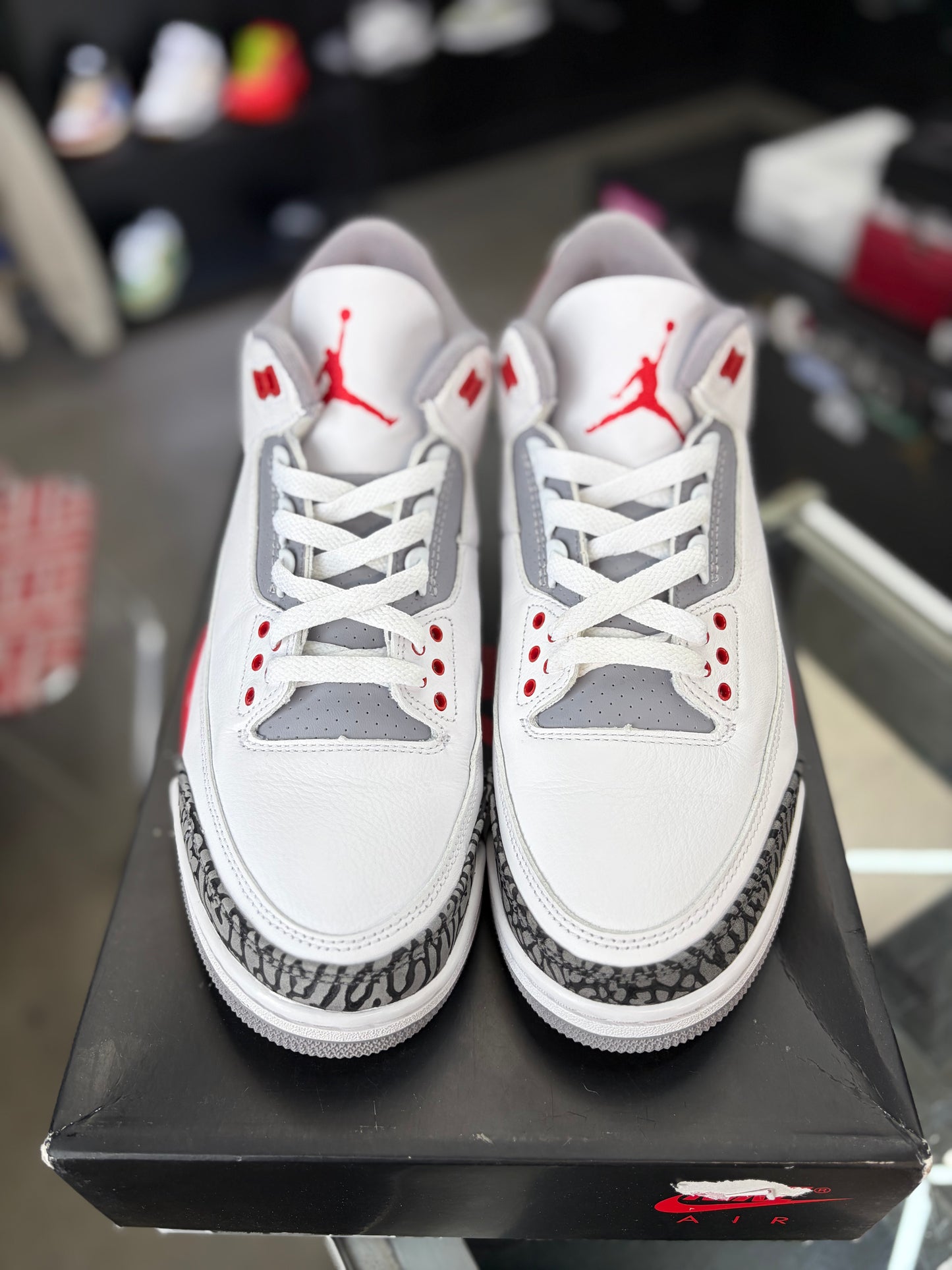 Jordan 3 “Fire Red” Size 9