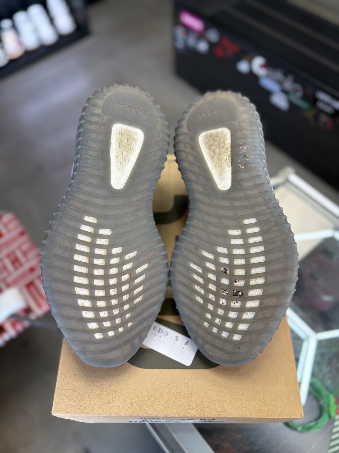 Yeezy 350 “Steel Grey” Size 8.5