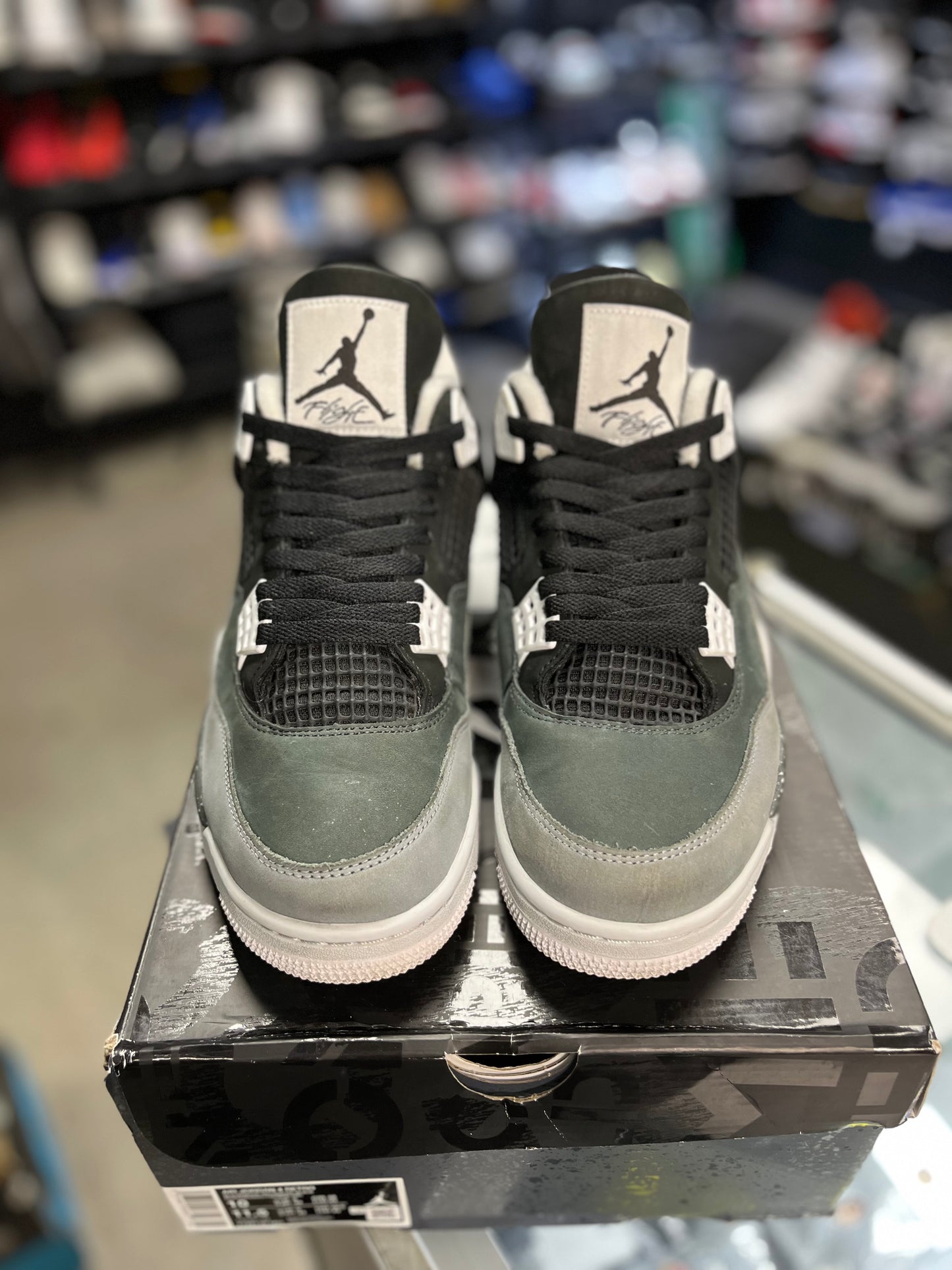 Jordan 4 “Fear” Size 10