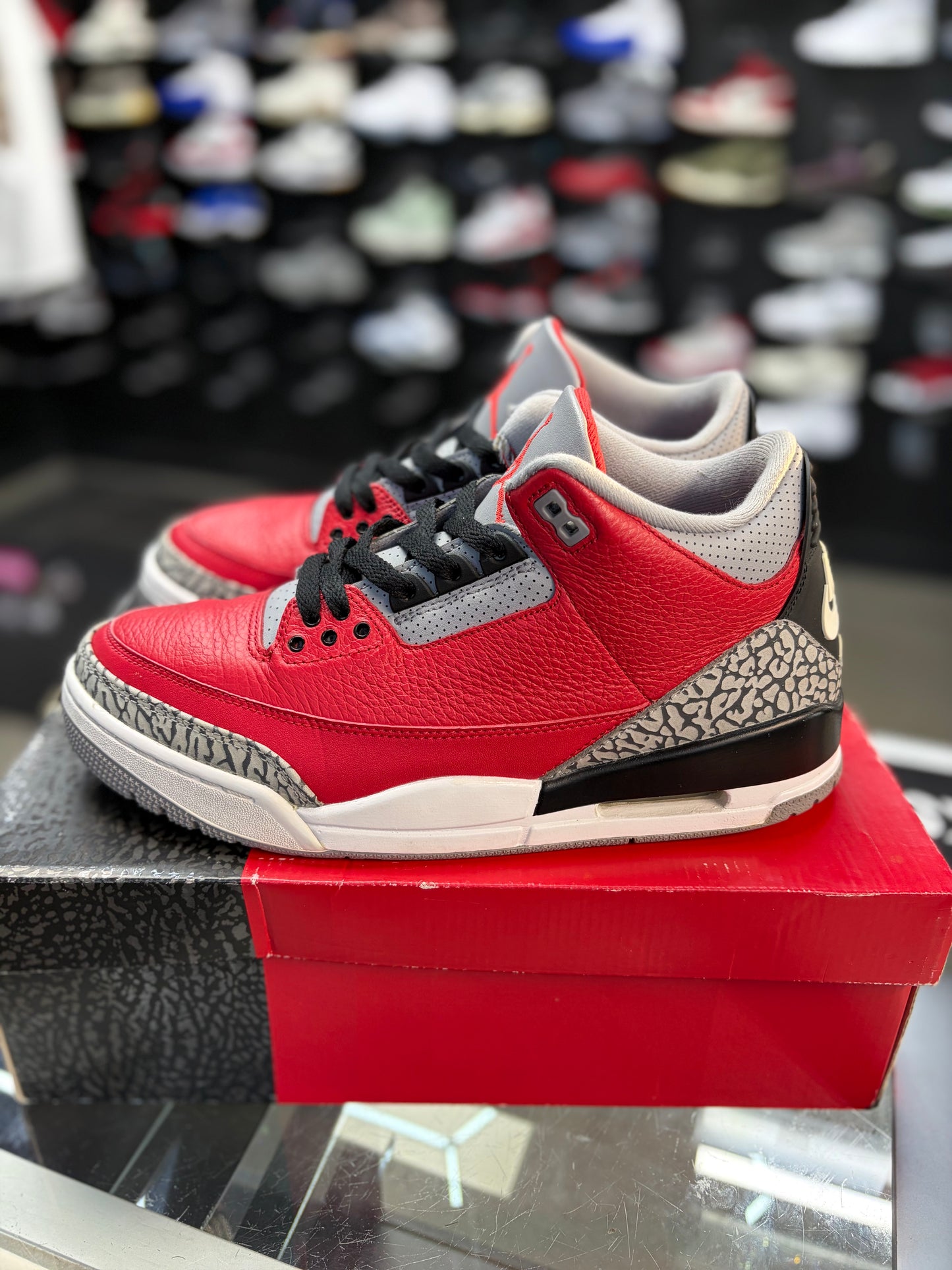Jordan 3 “Unite SE” Size 9.5