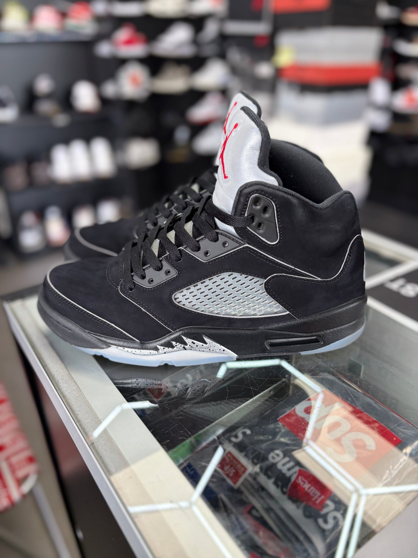 Jordan 5 “Metallic Reimagined” Size 10