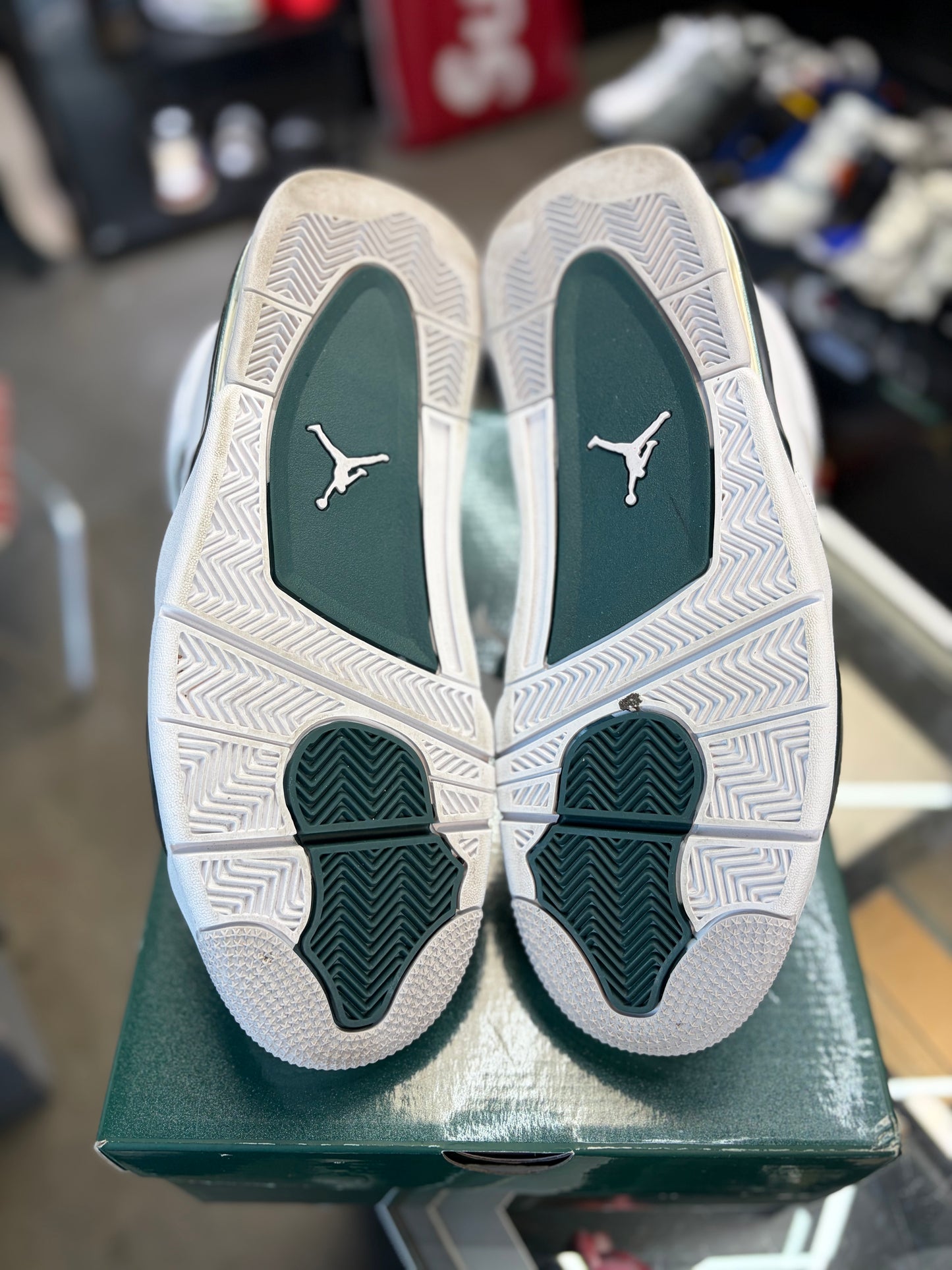Jordan 4 “Oxidized Green” Size 11