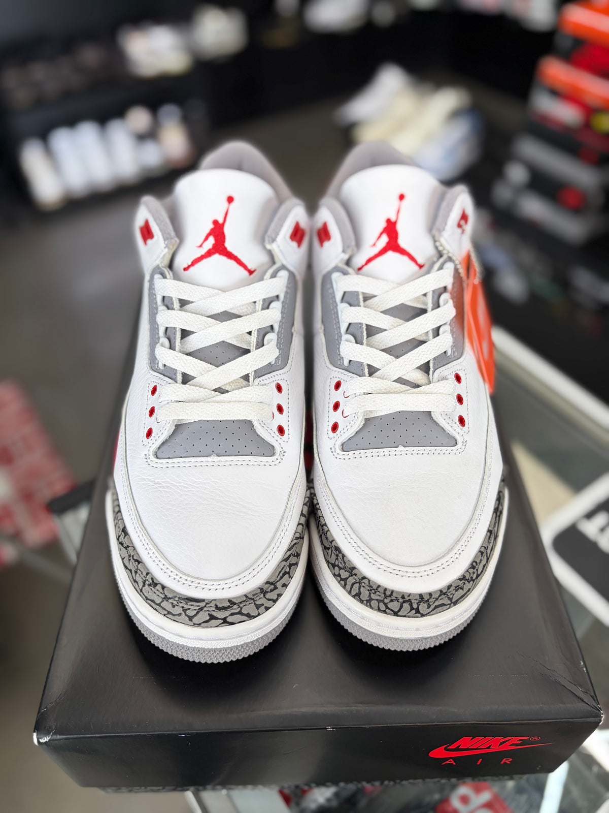 Jordan 3 “Fire Red” Size 9