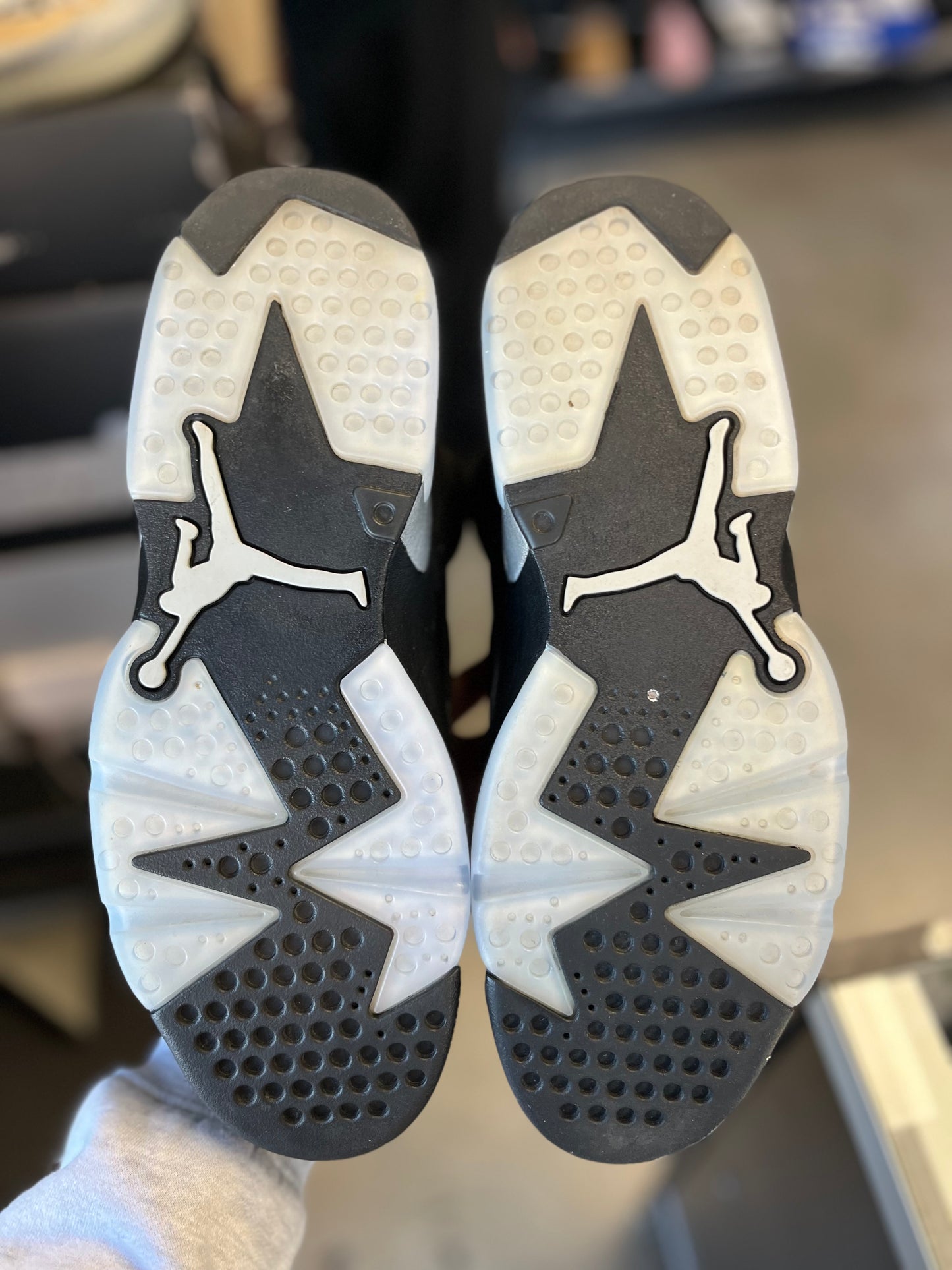 Jordan 6 “Chrome” Size 10.5