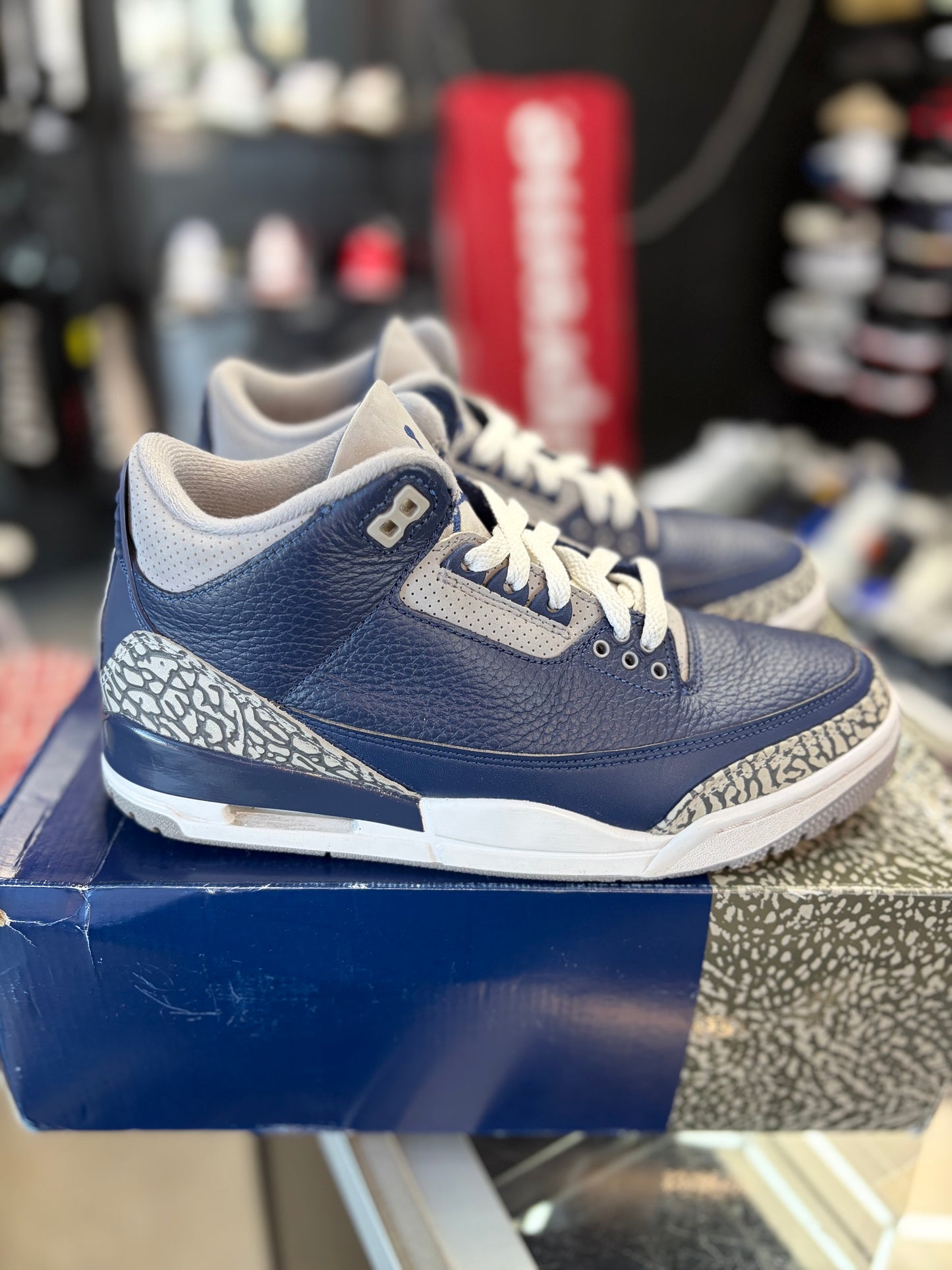 Jordan 3 “Georgetown” Size 8