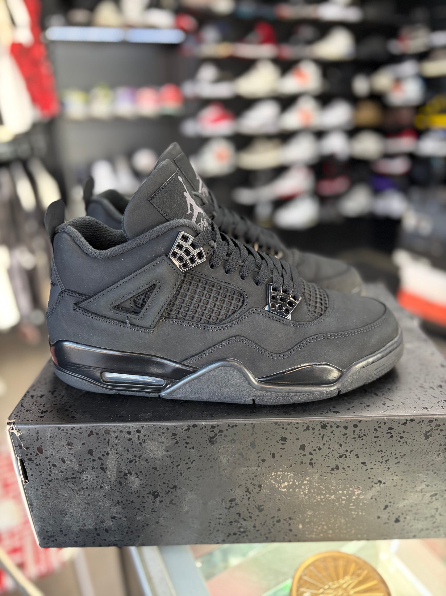 Jordan 4 “Black Cat” (2025) Size 10