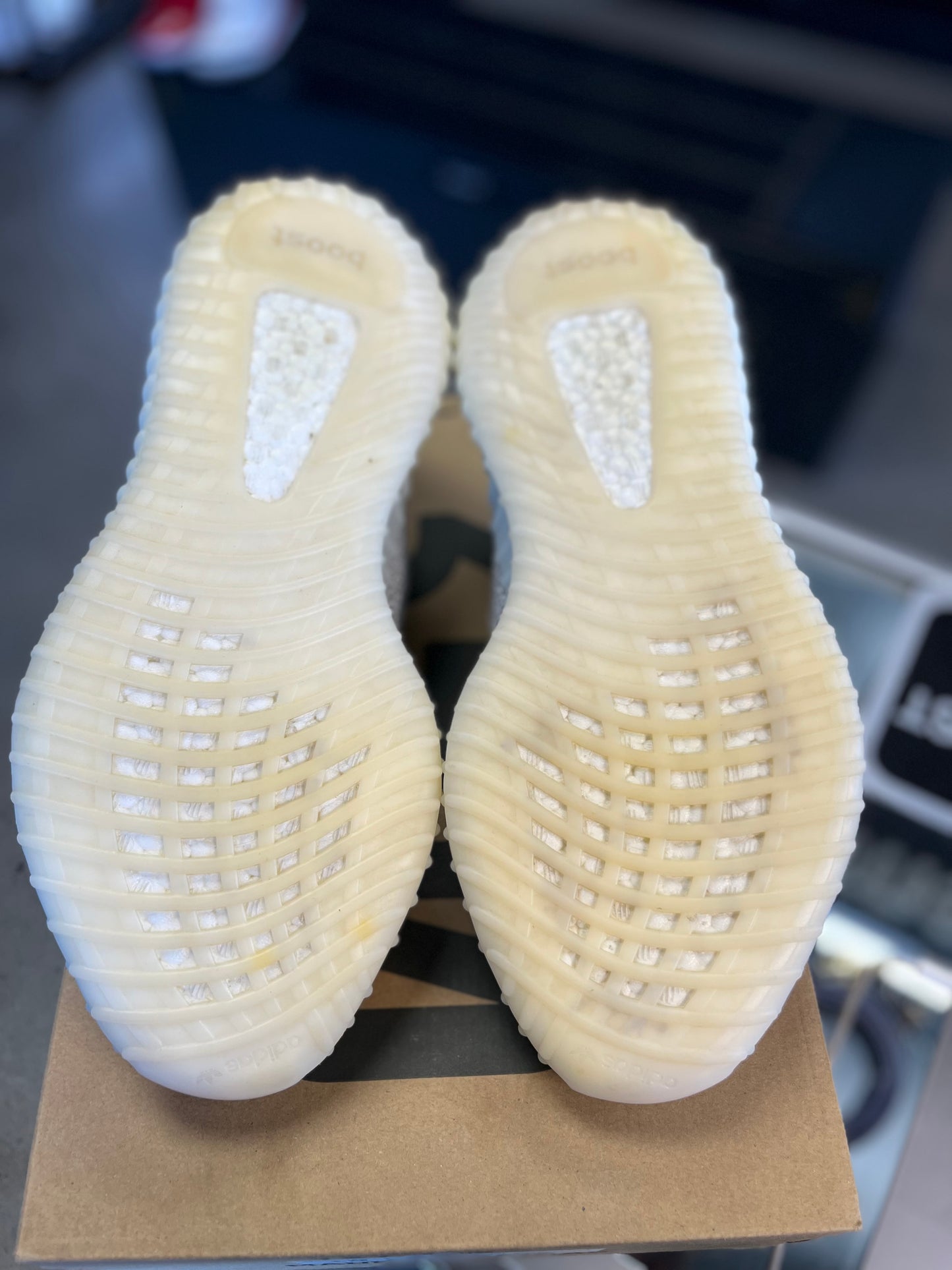 Yeezy 350 “Static” Size 10